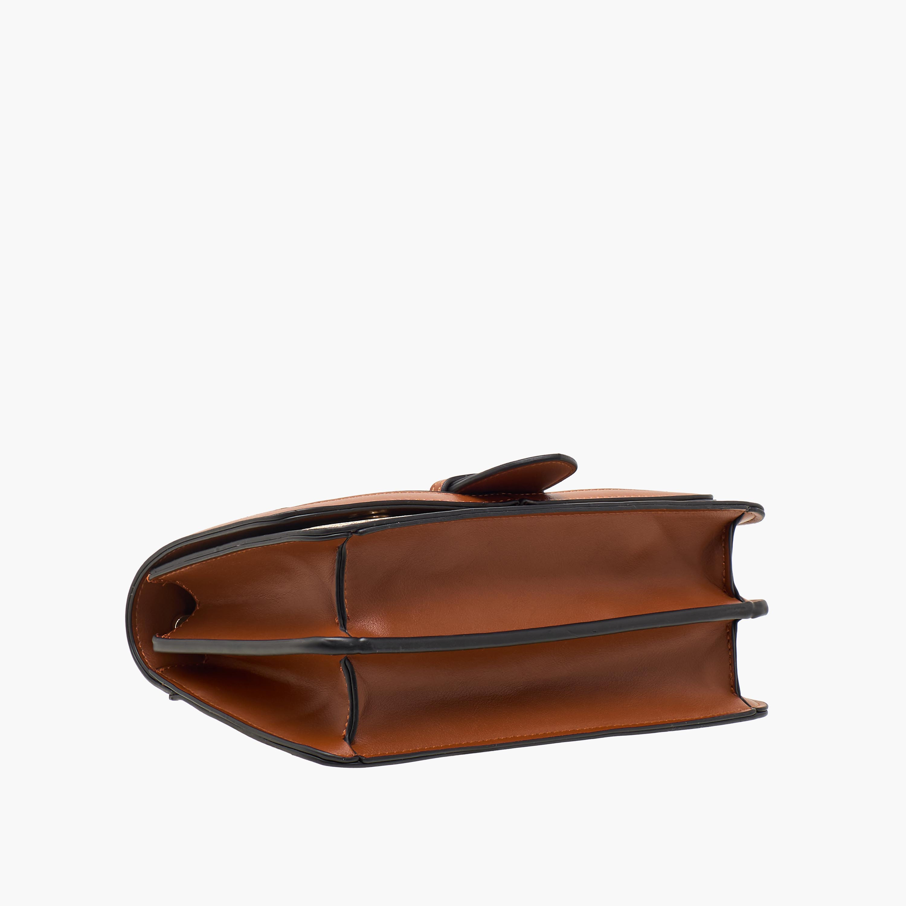 شنطة كروس بودي بطبعات وحزام سلسلة وطية إغلاق من بيسي لندن-women-bagsandwallets-handbags-image-7