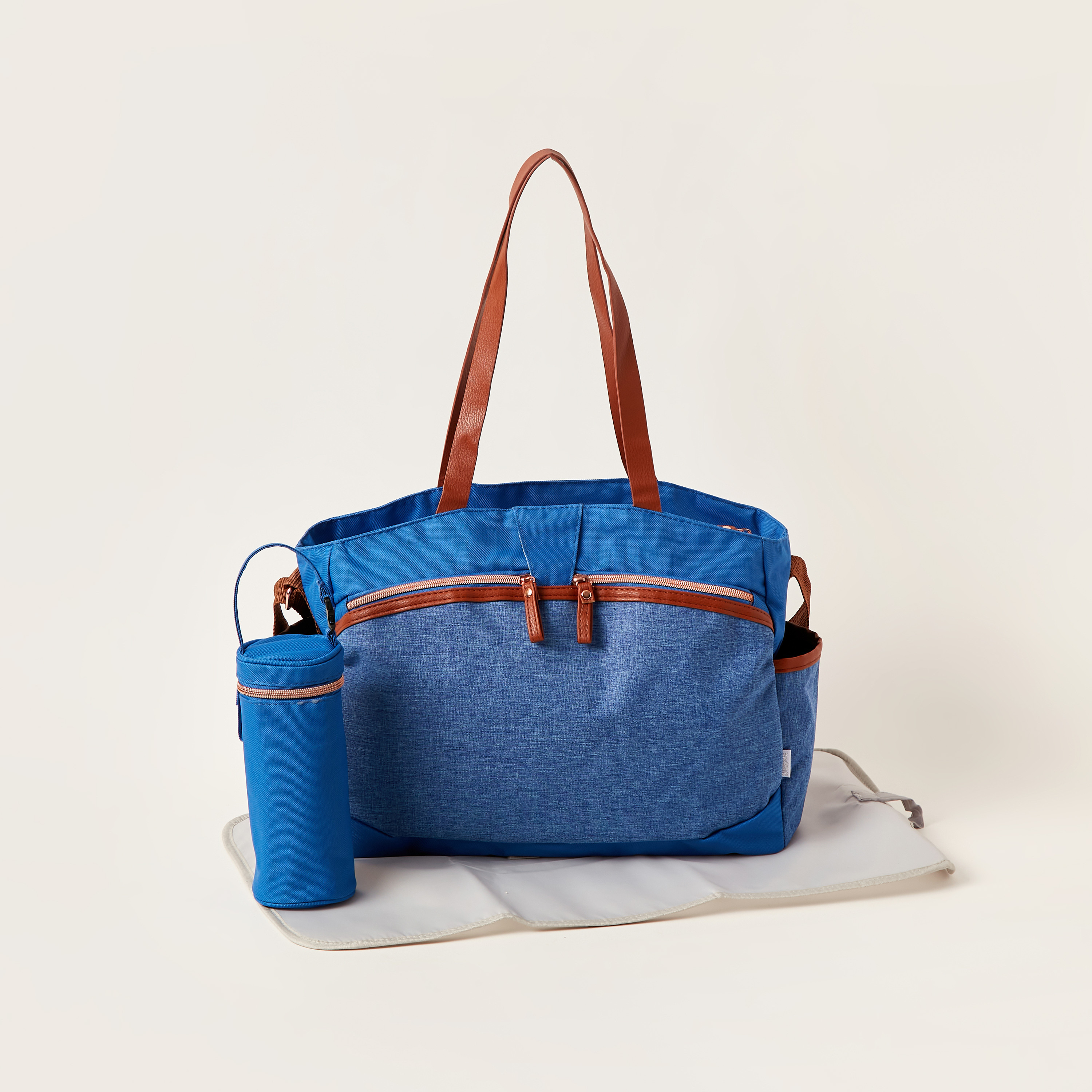 شنطة حفّاضات سادة من جيجلز-baby-gear-diaperbags-image-1