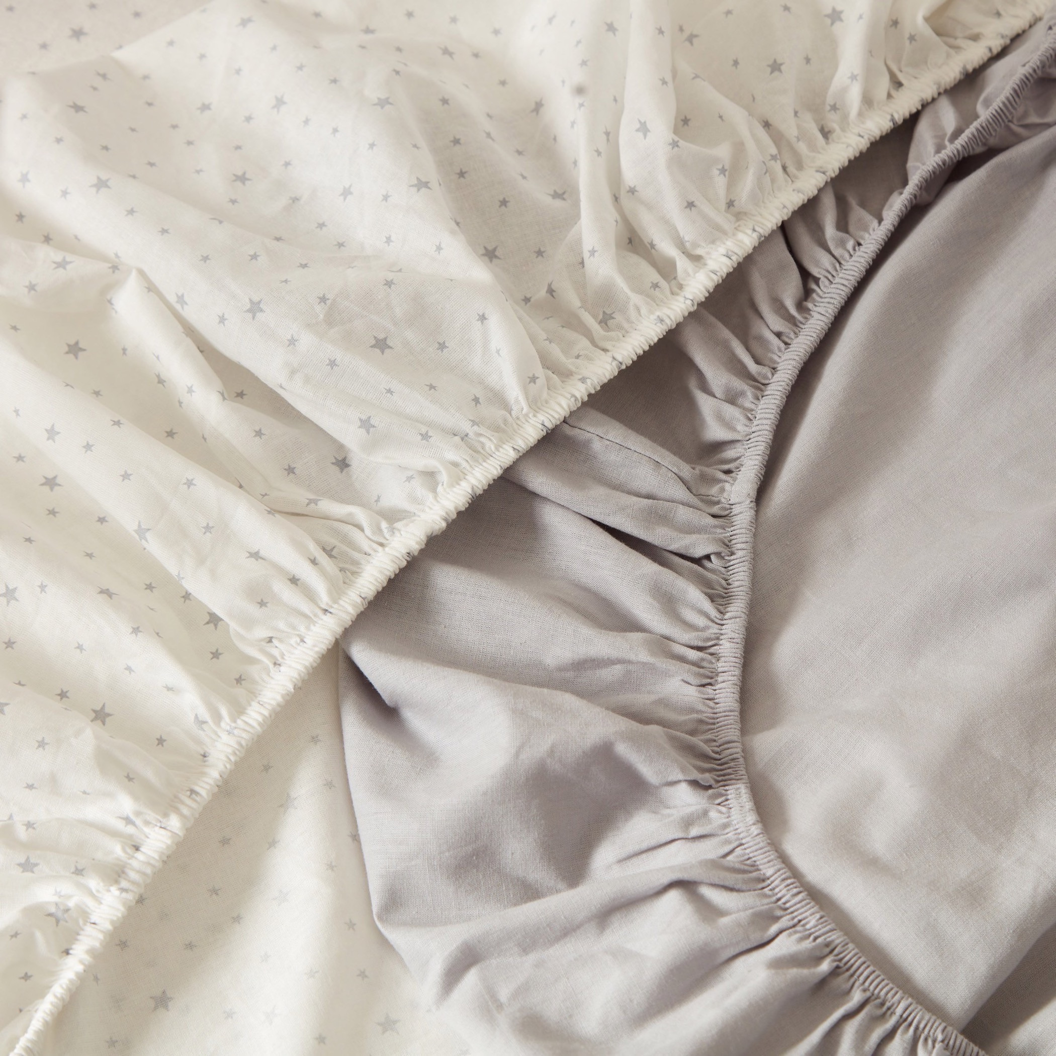 طقم شرشف مهد مطاطي من قطعتين من جونيورز - 130x70x20 سم-baby-nursery-babybedding-image-4