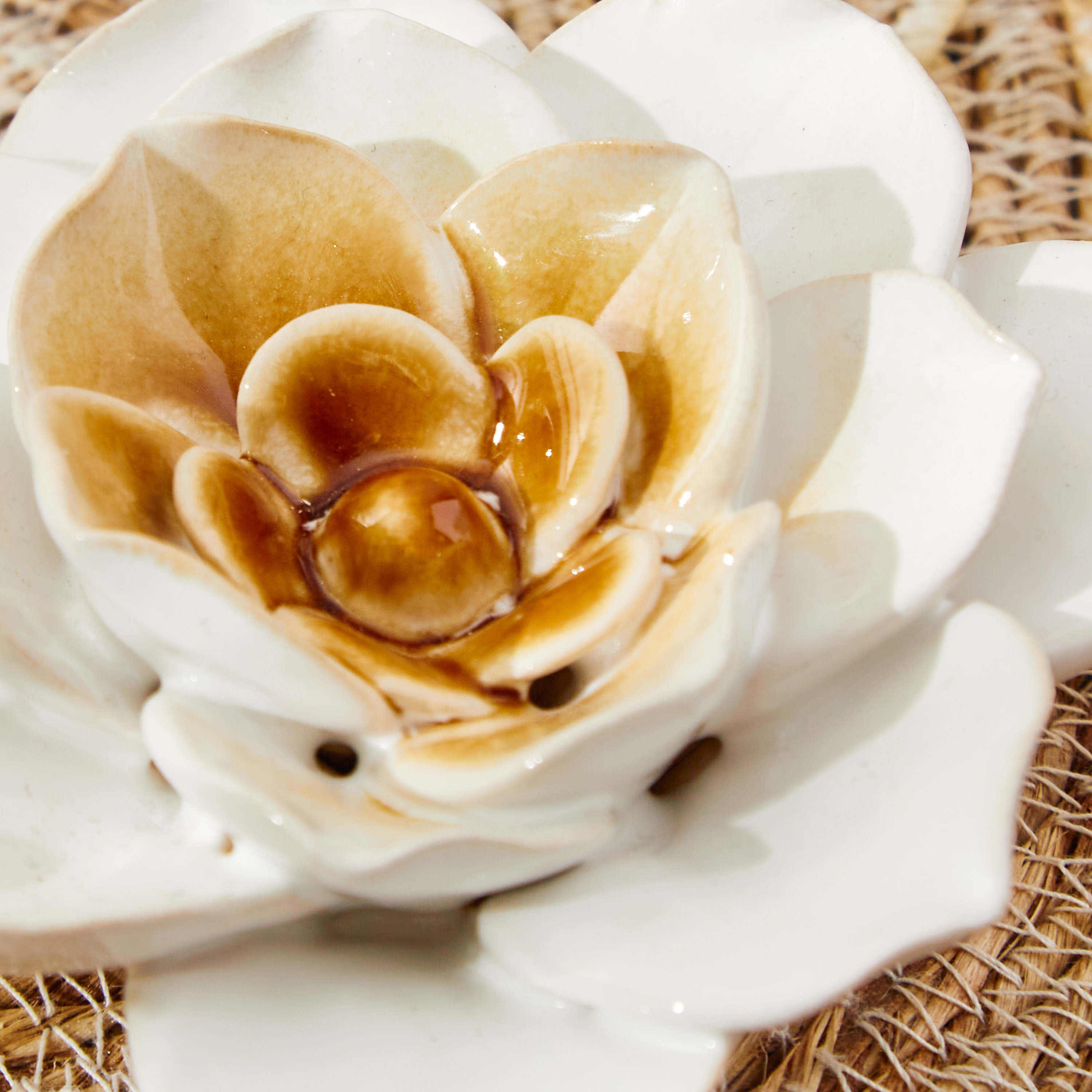 Flower Decorative Accent-household-decor-decorativeobjectsandsculptures-image-3
