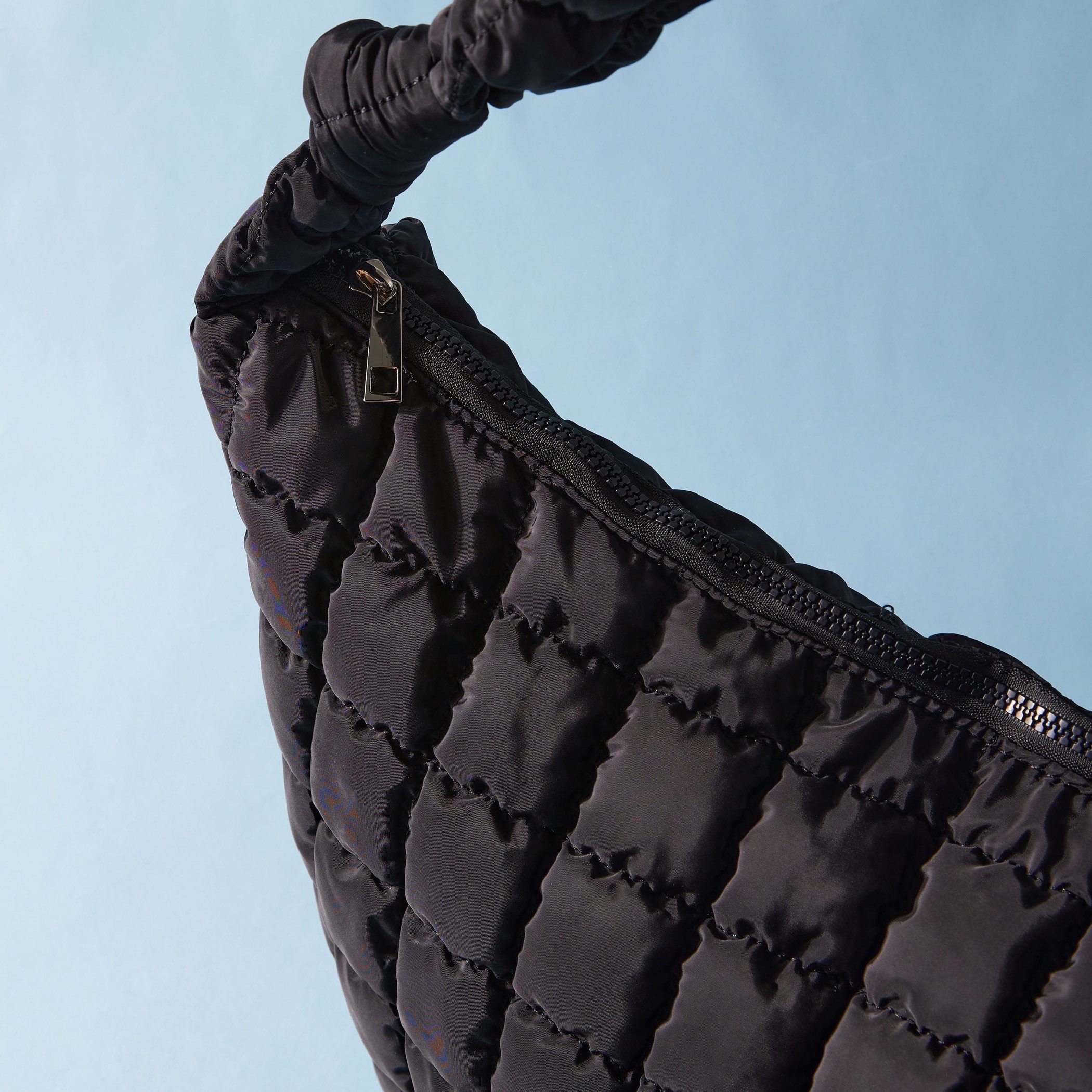 Mistotes Quilted Hobo Bag with Handle and Zip Closure-women-bagsandwallets-handbags-image-3