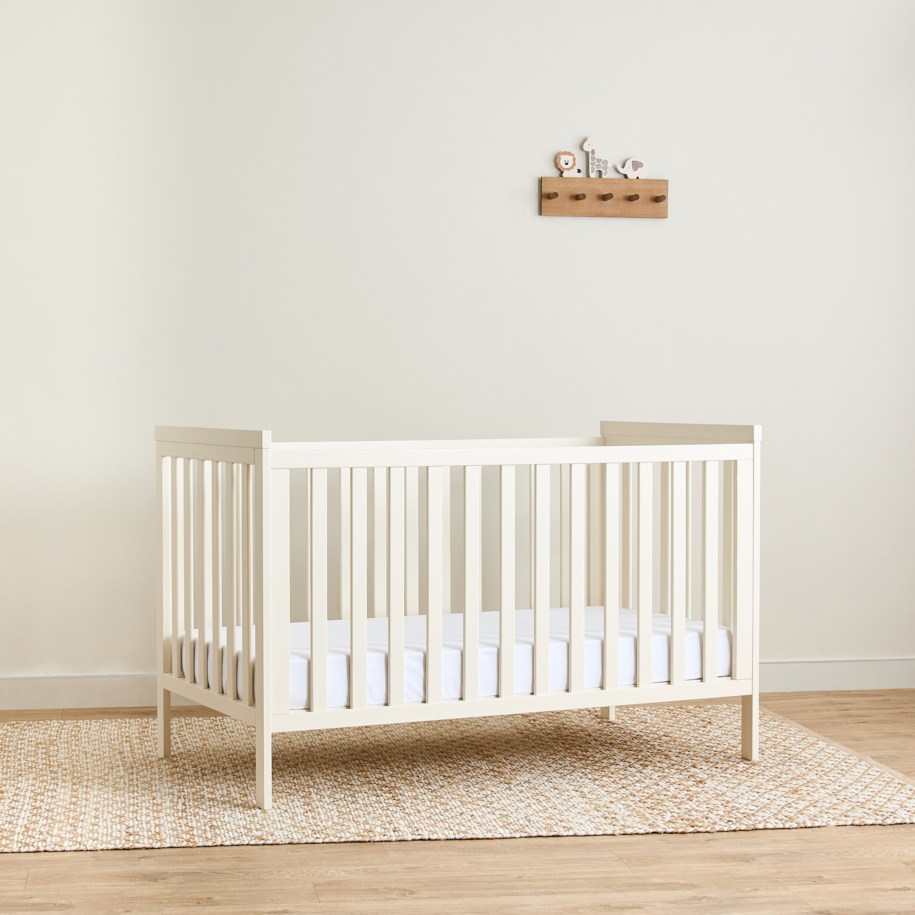 Juniors Oliver Deluxe Crib with Adjustable Height (Up to 3 years)-baby-nursery-furniture-cribsandbeds-babycribs-image-3