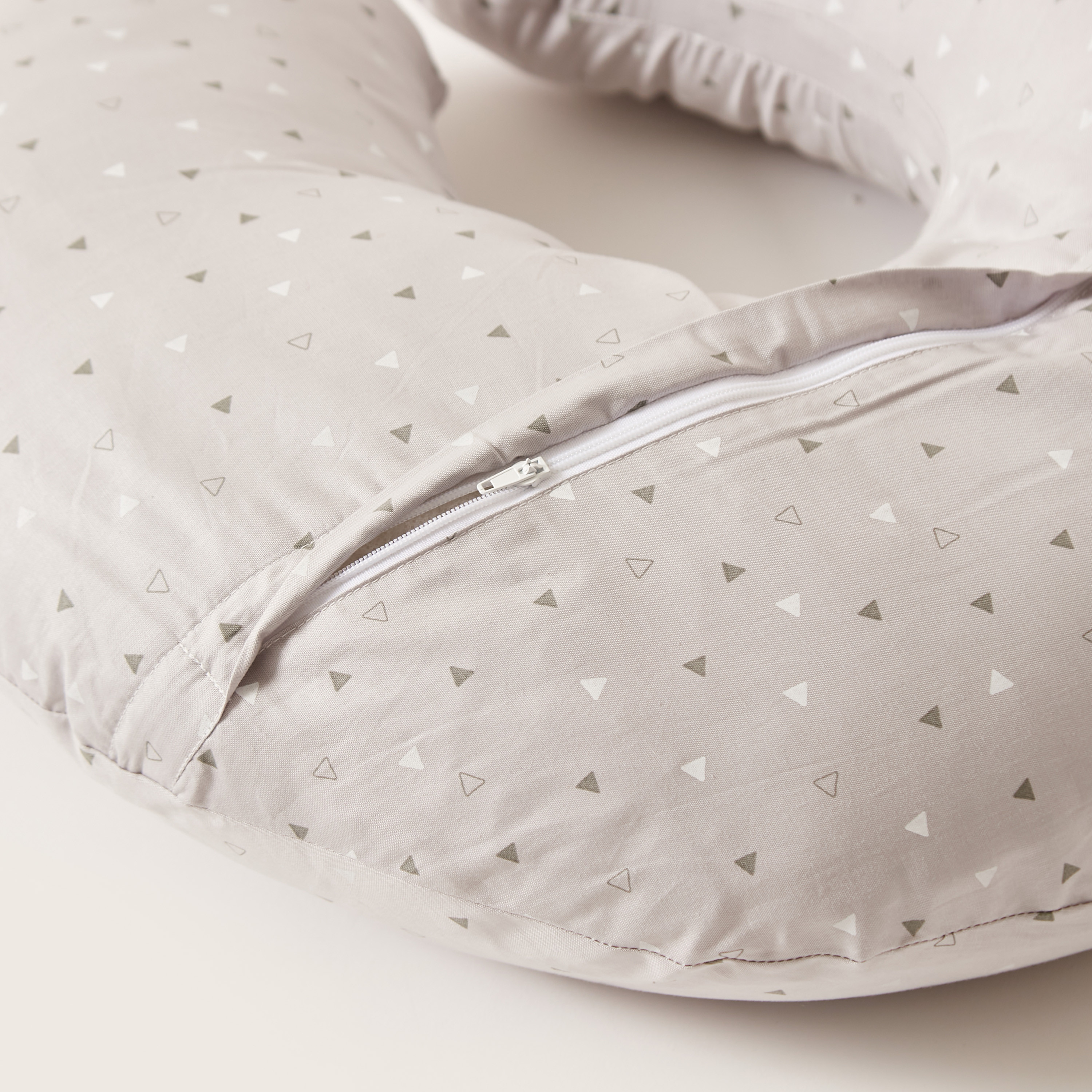 Juniors Printed Feeding Pillow - 60x50 cm-baby-feeding-breastfeedingandcare-image-4