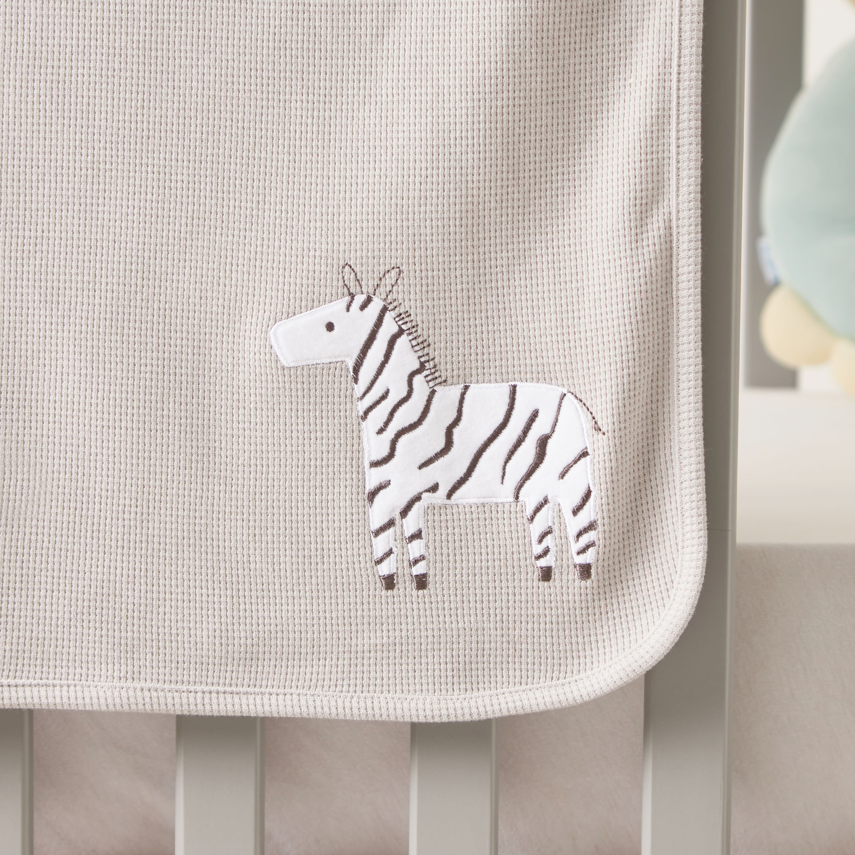 Juniors Zebra Embroidered Thermal Blanket - 102x76 cms-baby-nursery-blanketsandswaddles-blanketsandquilts-image-2