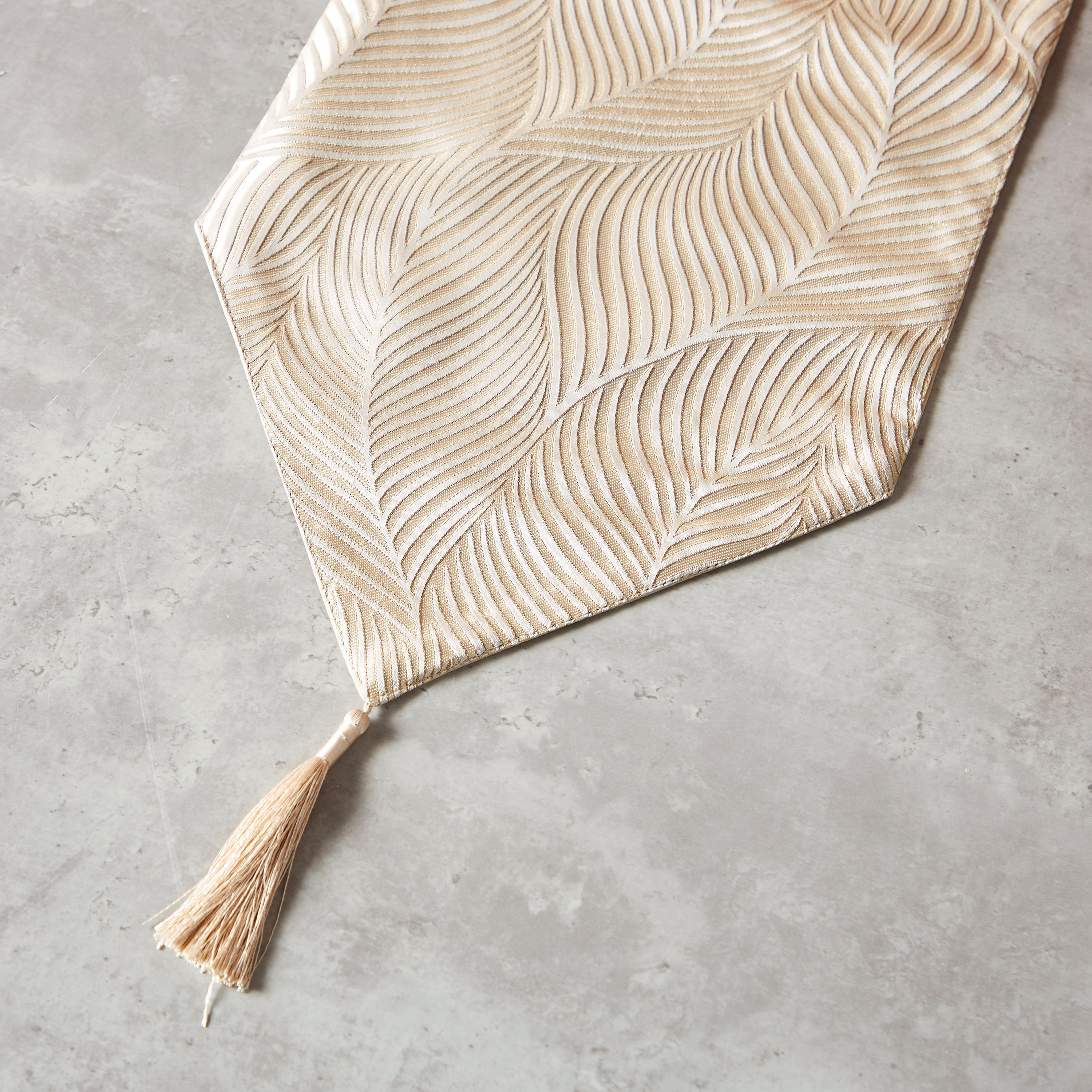 Textured Jacquard Runner - 260x33 cms-household-dining-tablelinen-runnersandtablecovers-image-3