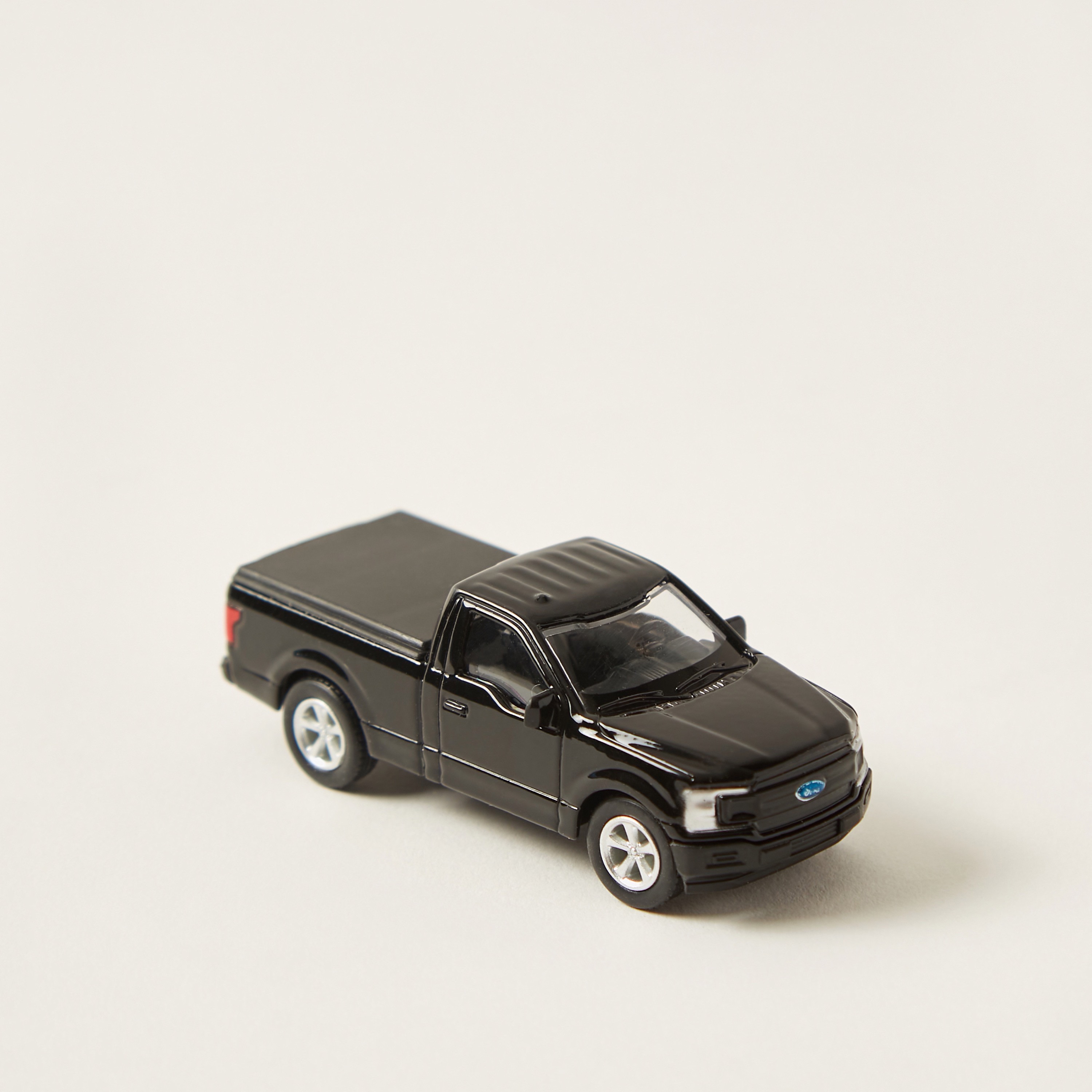 لعبة سيارة فورد مصبوبة من جونيورز-toys-playvehicles-cars-image-1
