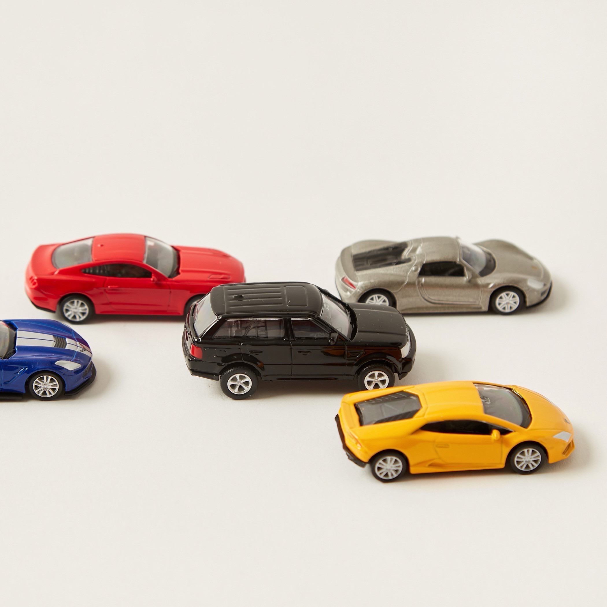 سيارة لعبة مصبوبة من جونيورز - مجموعة من 5 قطع-toys-playvehicles-cars-image-3