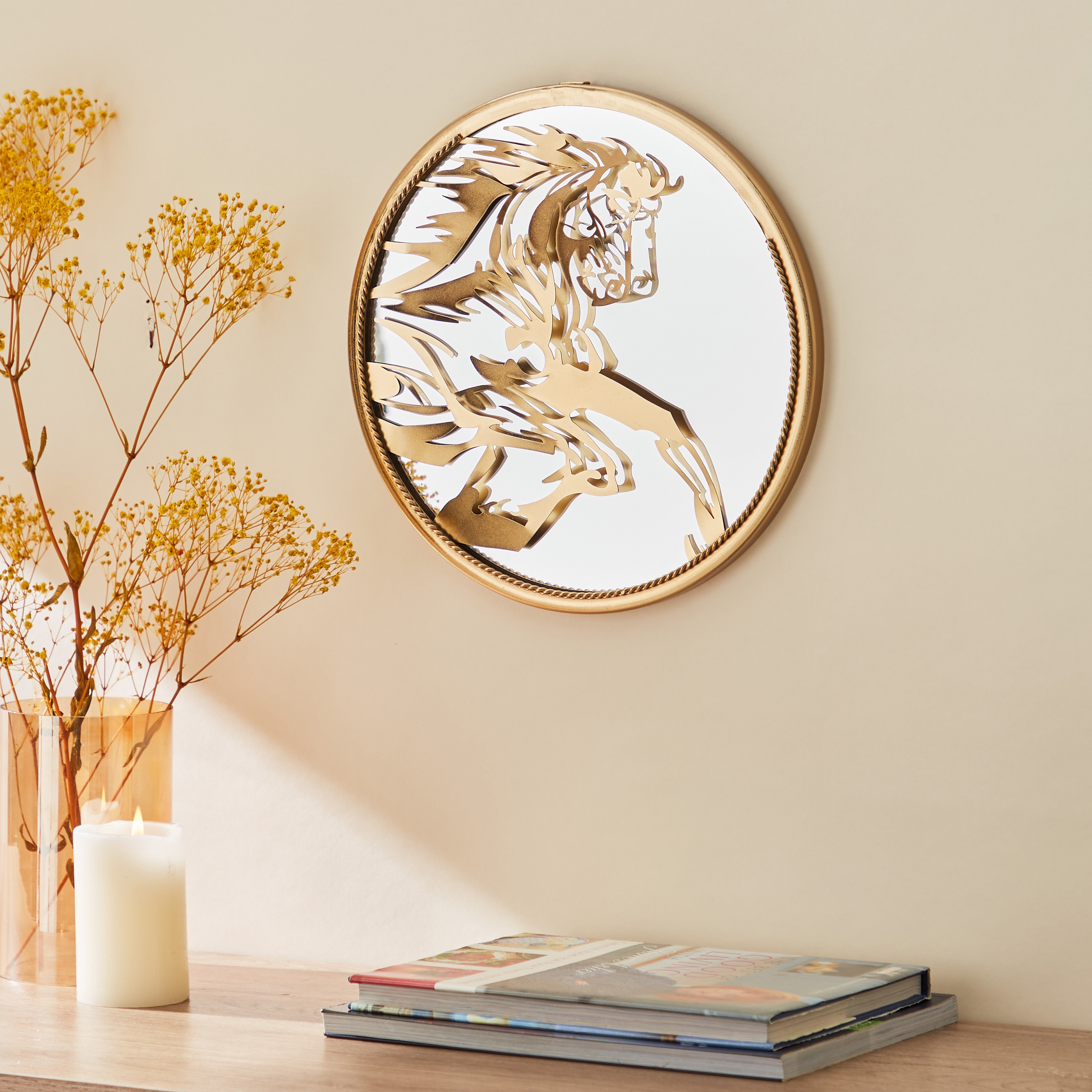 مرآة حائط بتزيينات حصان - 30x3 سم-household-walldecorandmirrors-mirrors-wallmirrors-image-1