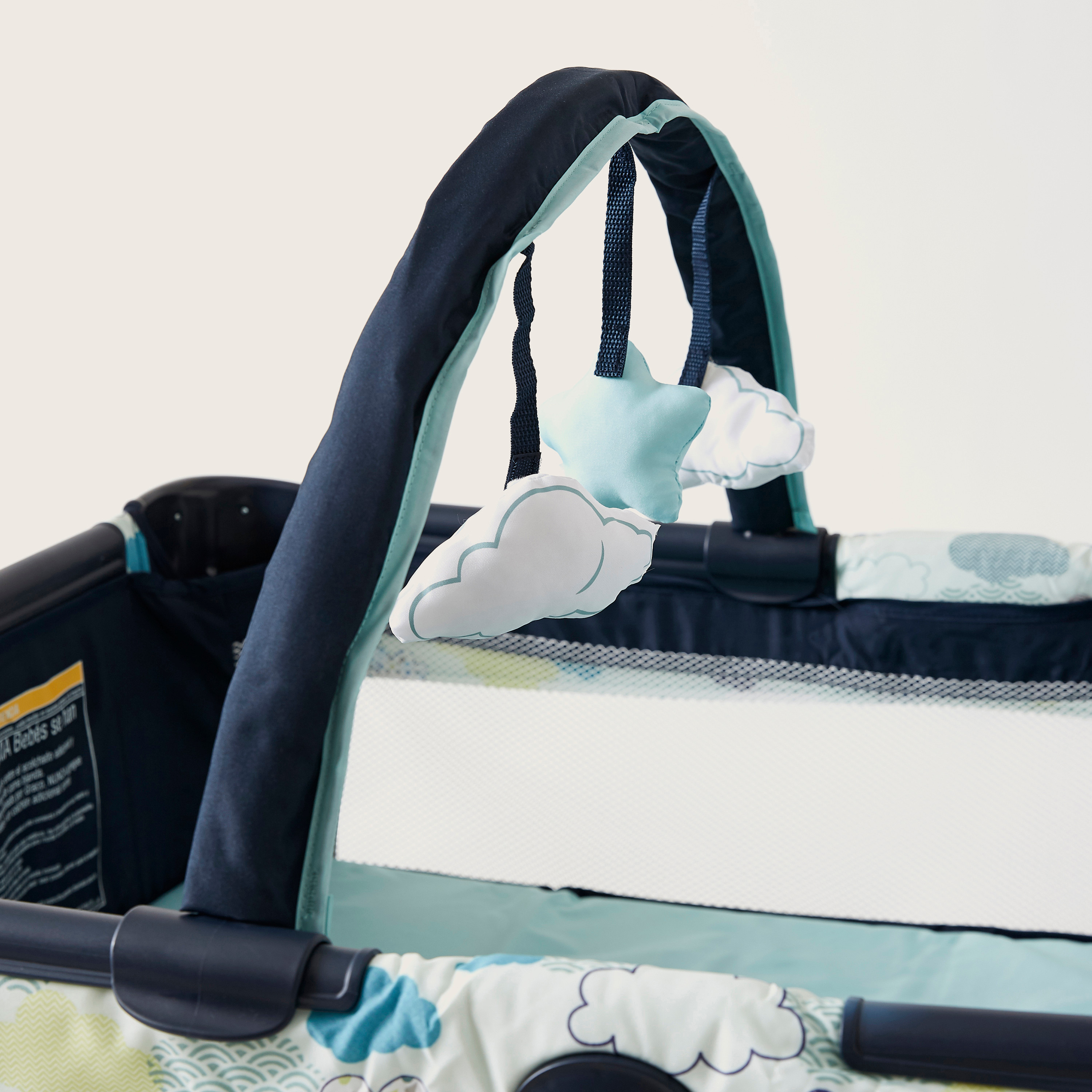 Graco Compact Blue Travel Cot with Signature Graco Push-Button Fold (up to 3 Years)-baby-nursery-furniture-cribsandbeds-travelcots-image-10