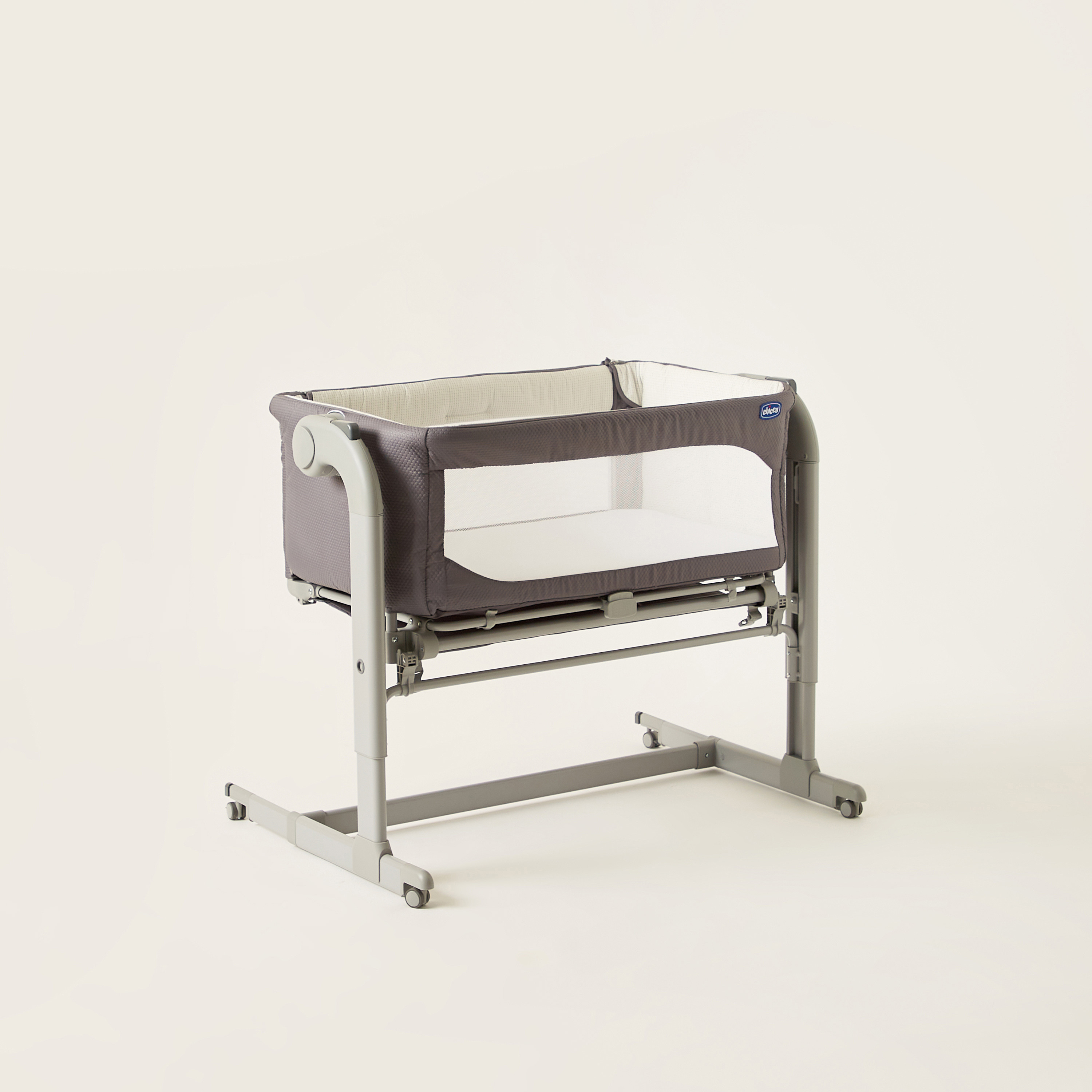 Chicco Next 2 me Magic Co-Sleeping Crib - Moon Grey-baby-nursery-furniture-cribsandbeds-bassinets-image-4