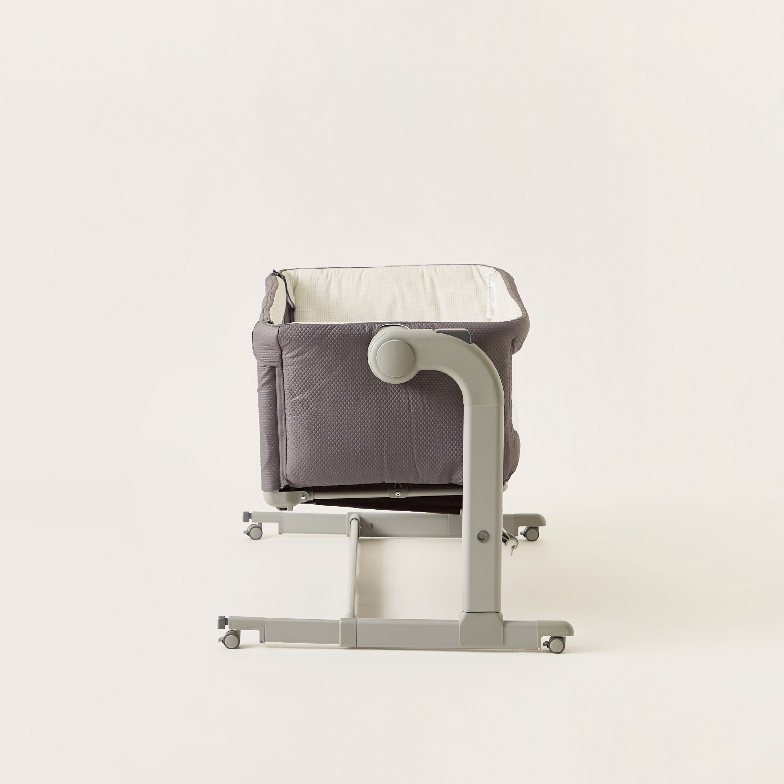 Chicco Next 2 me Magic Co-Sleeping Crib - Moon Grey-baby-nursery-furniture-cribsandbeds-bassinets-image-6