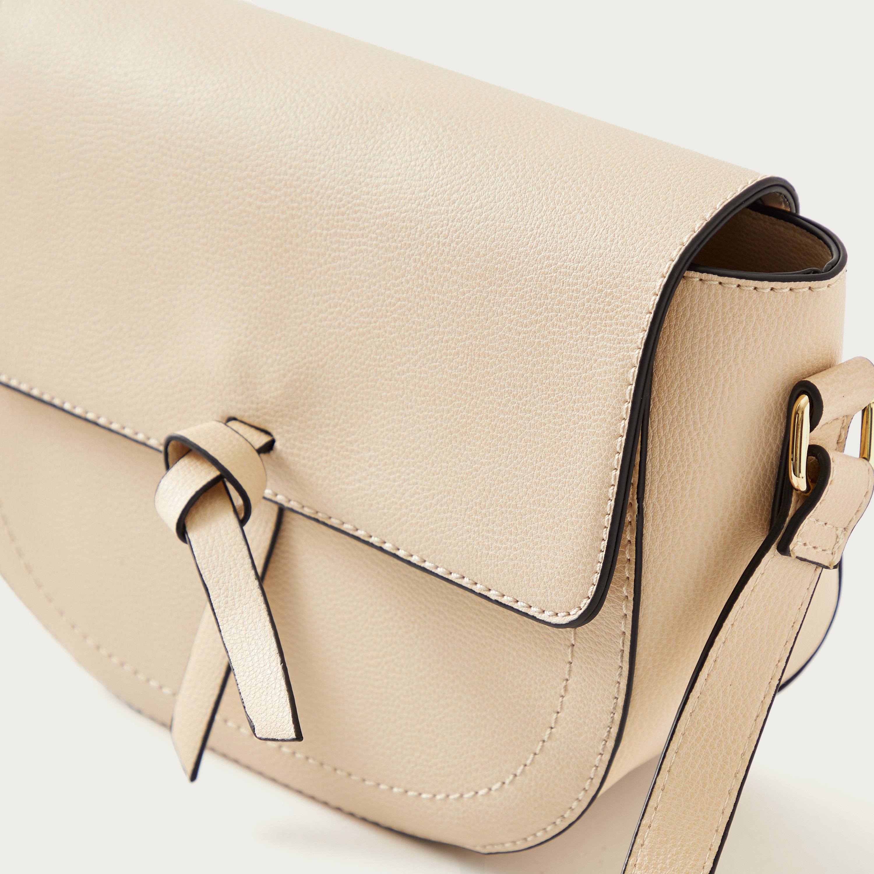 شنطة كروس بودي بارزة الملمس من ساشا بتفاصيل عقدة-women-bagsandwallets-handbags-image-4