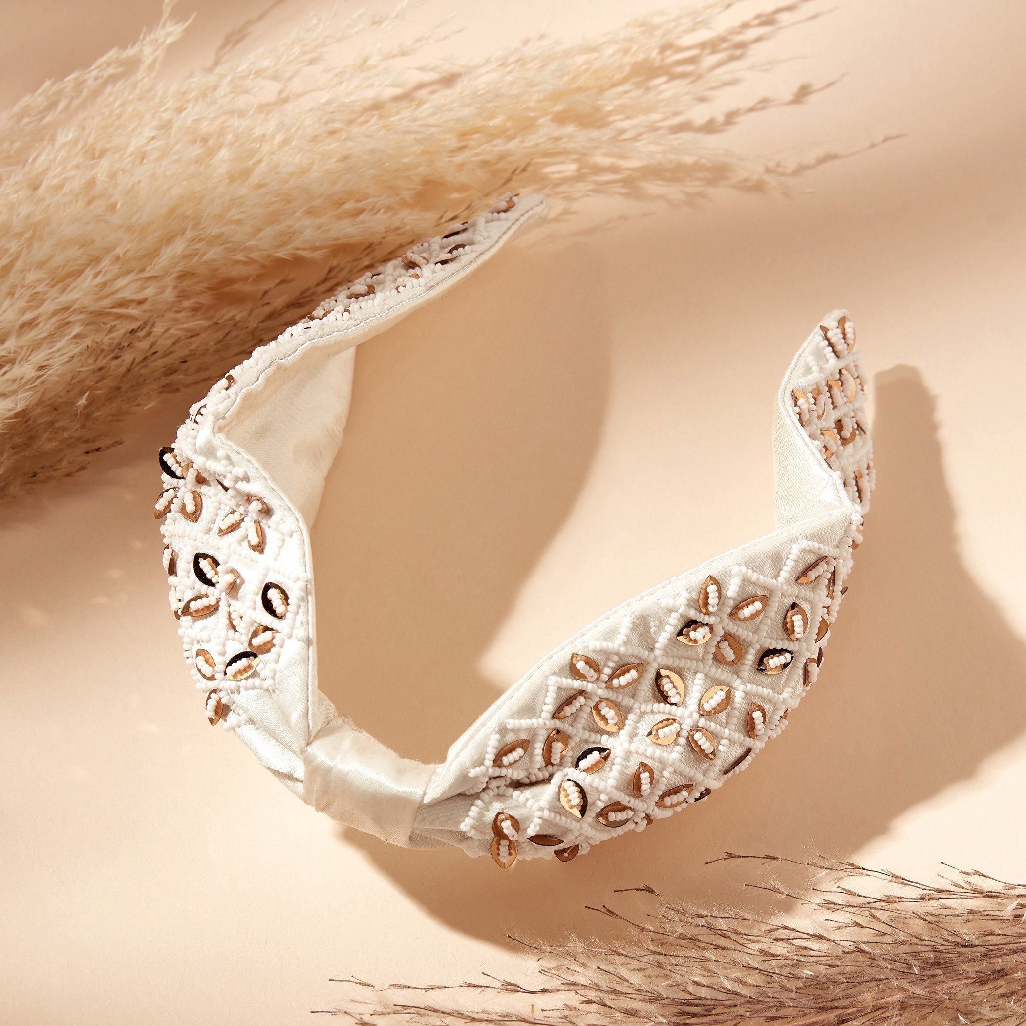 شريطة شعر مزينة بتفاصيل عقدة-women-hairaccessories-bands-image-1