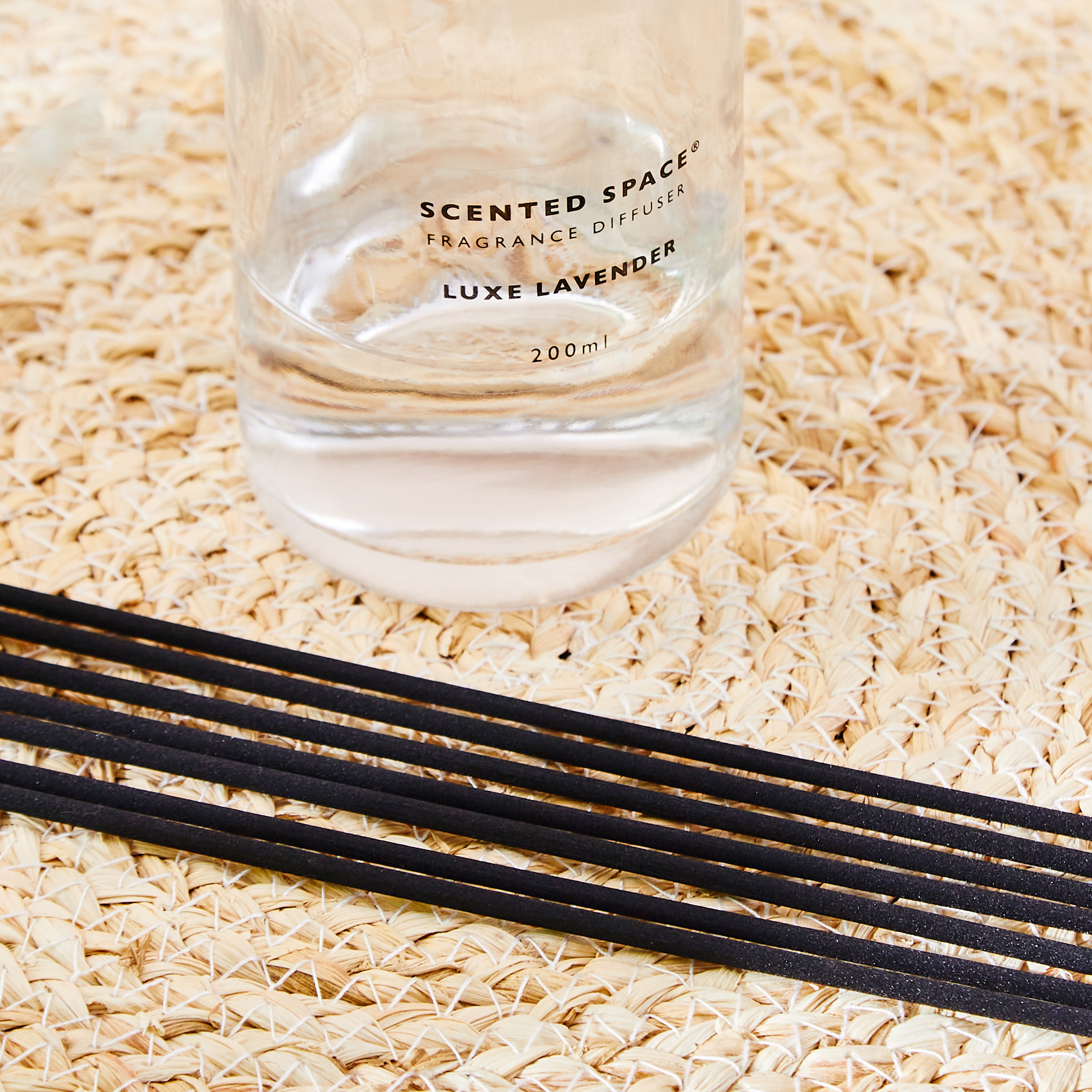 Scented Space Luxe Lavender Reed Diffuser - 200 ml-household-homefragrance-reeddiffusers-image-4