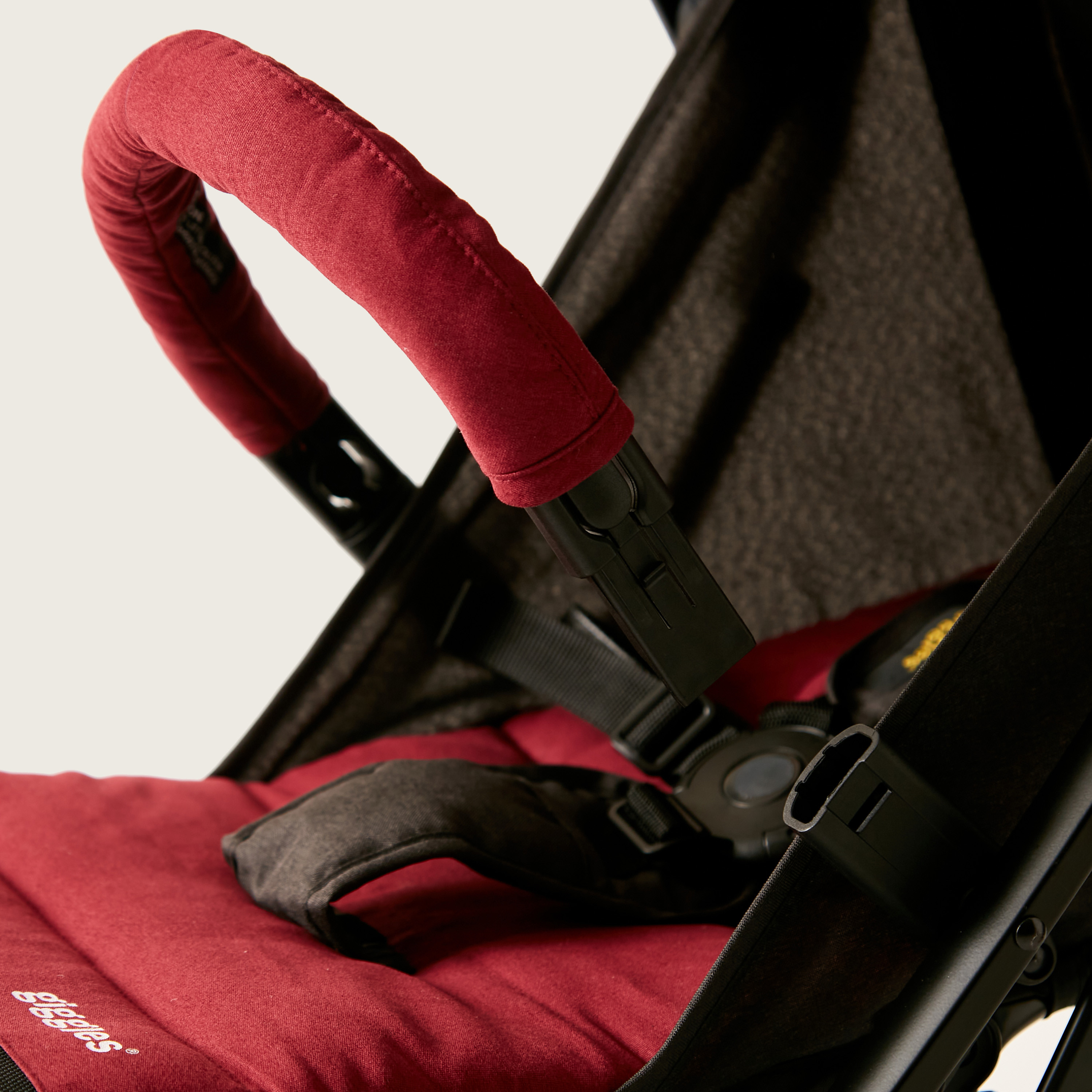 Giggles Red Nano 3 Fold Baby Stroller with Multi-Position Reclining Seat (Upto 3 years)-baby-gear-strollersandprams-strollers-image-12