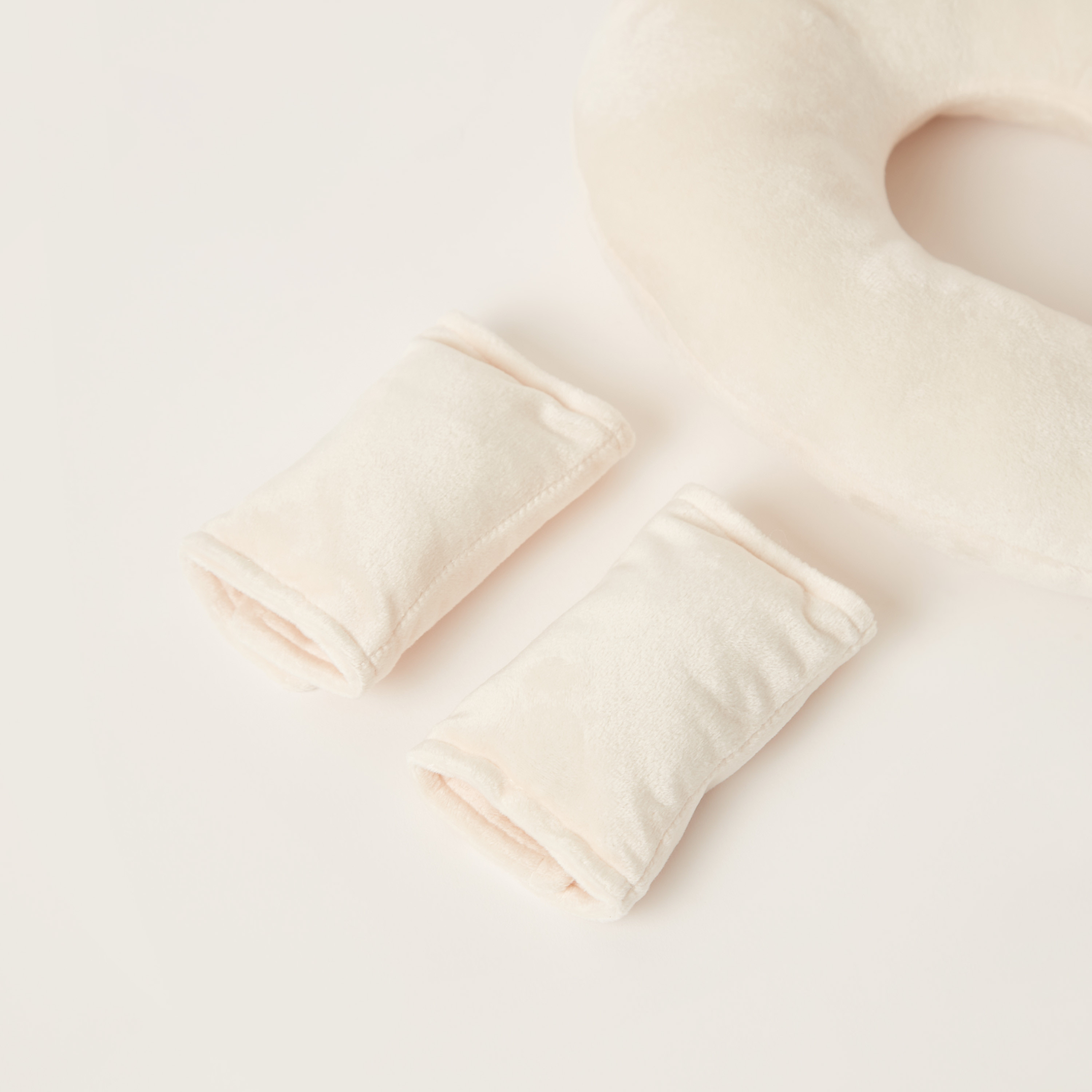 Juniors Textured 3-Piece Neck Pillow Travel Set - 100x90 cms-baby-nursery-babybedding-image-2