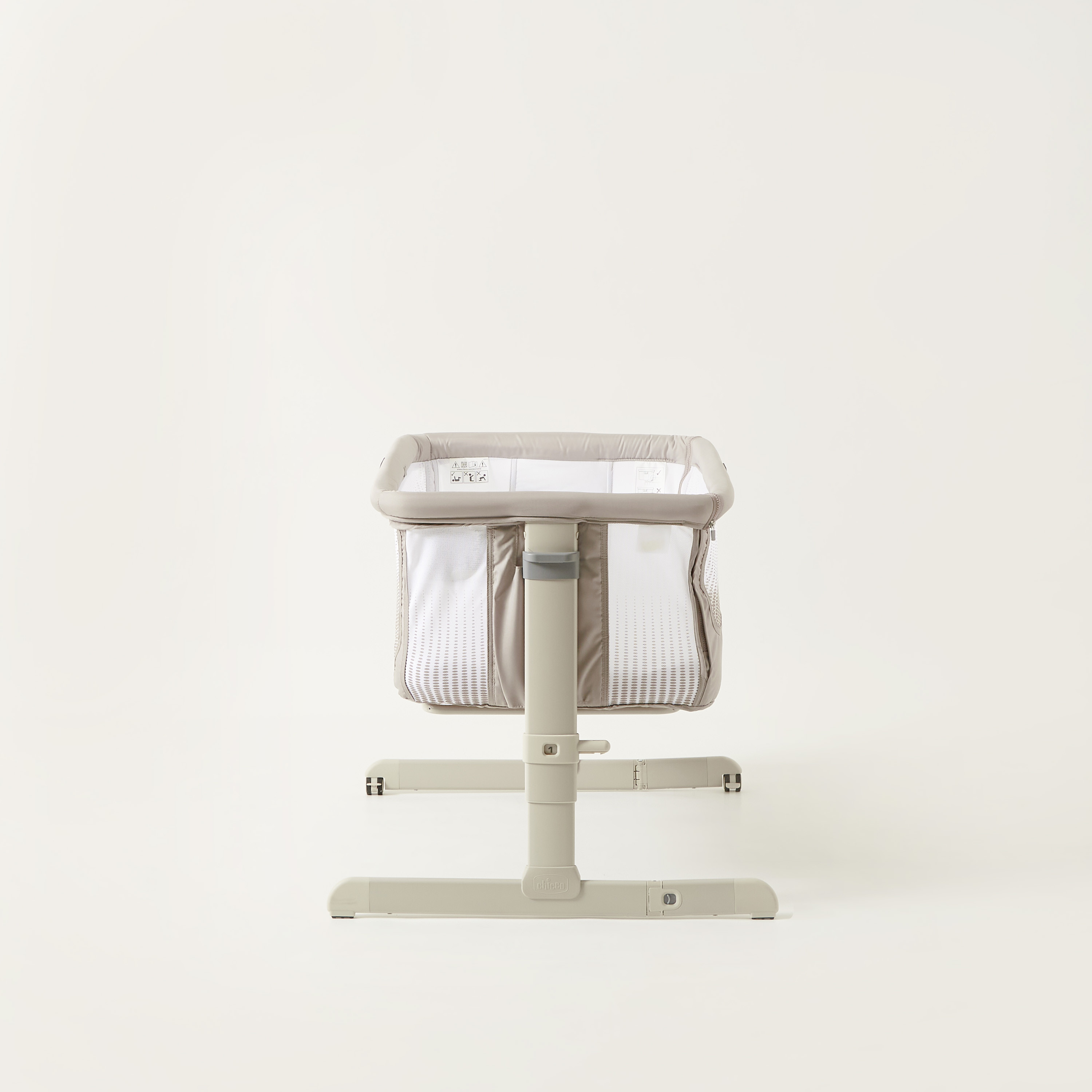 سرير أطفال نكست تو مي إير من شيكو-baby-nursery-furniture-cribsandbeds-bassinets-image-7