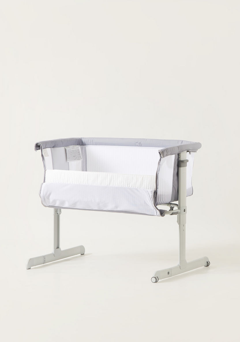 Chicco Next2me Air Bassinet-Cradles and Bassinets-image-2