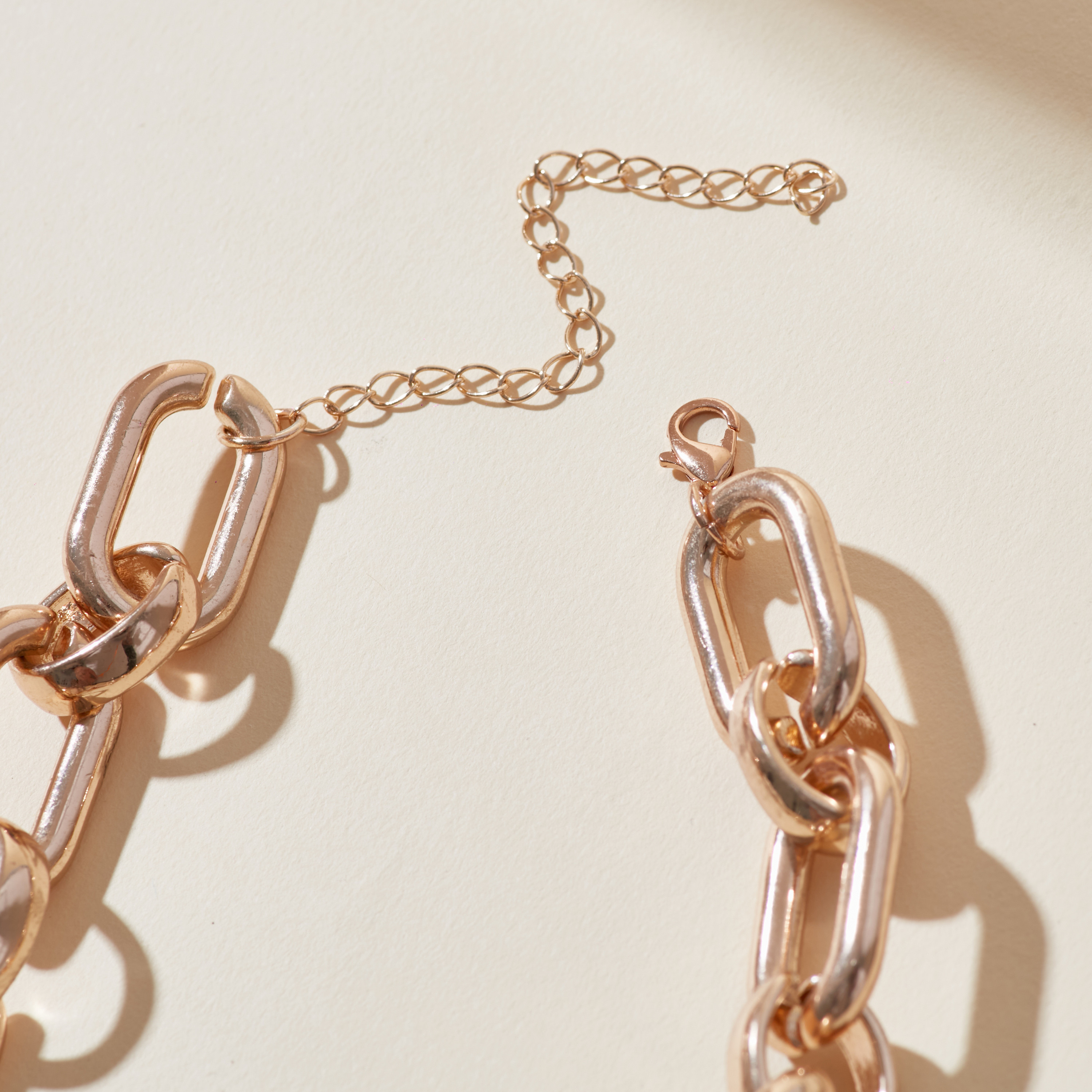 Embellished Chunky Chain Necklace with Lobster Clasp Closure-women-watchesandjewellery-jewellery-necklacesandpendants-image-4