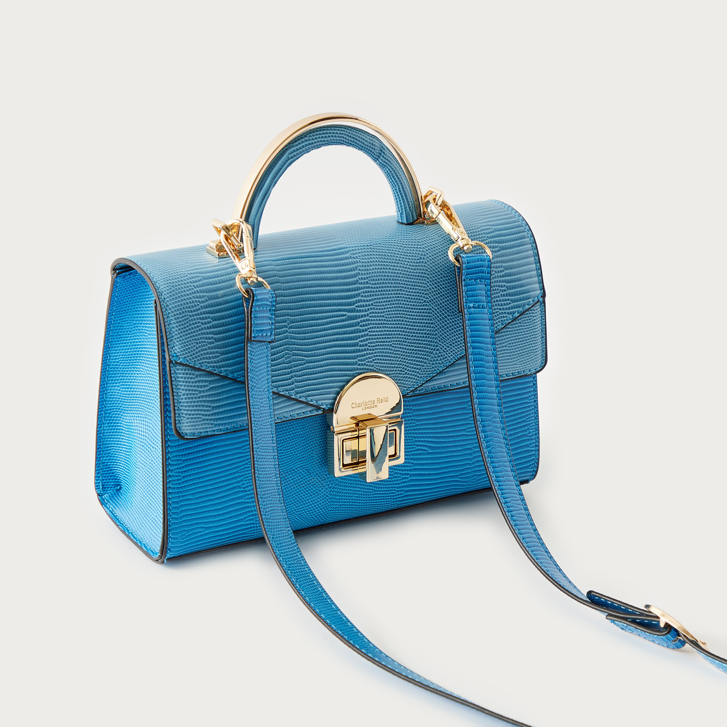 شنطة ساتشل بملمس جلد حيوانات بارز من شارلوت ريد-women-bagsandwallets-handbags-image-3
