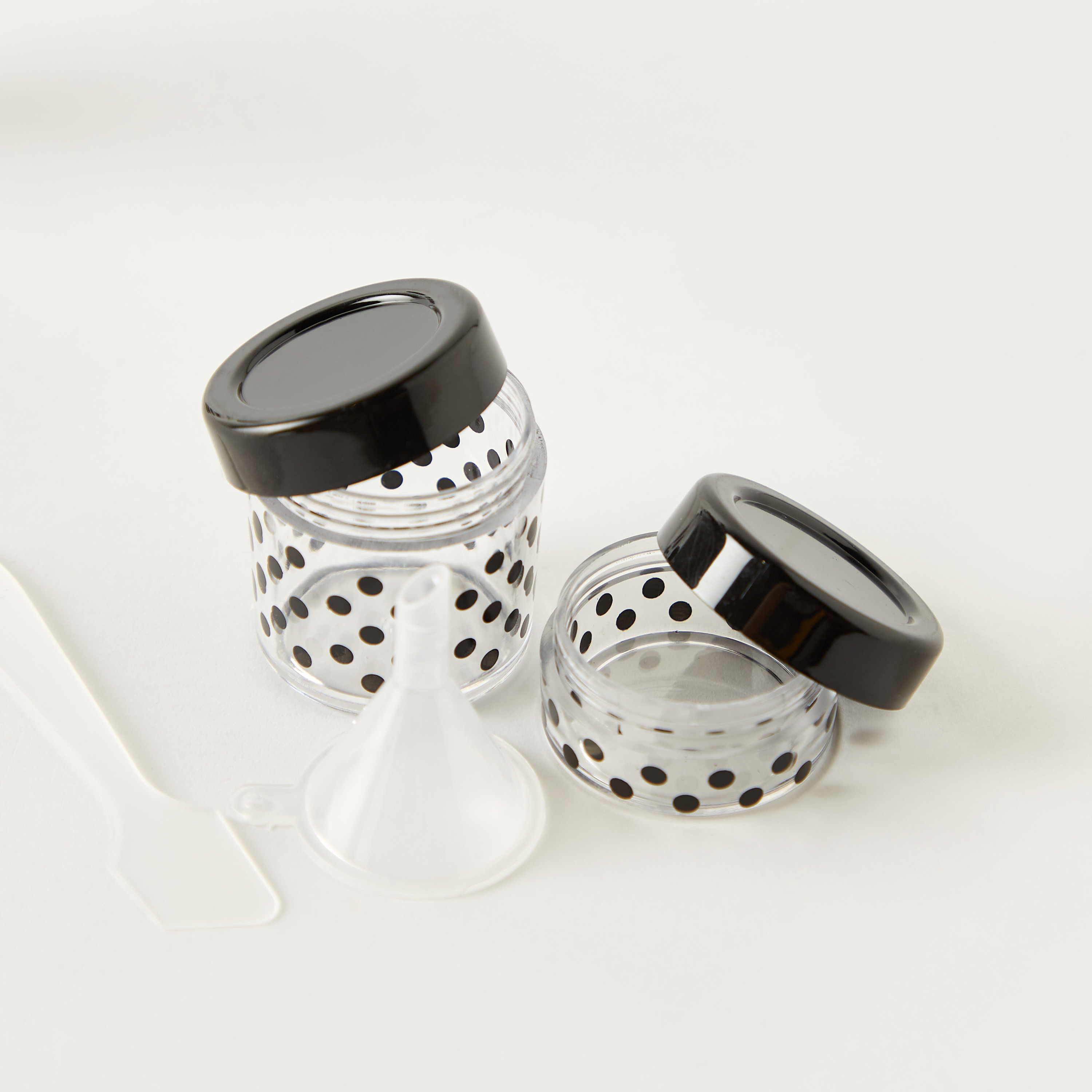 Findz 12-Piece Printed Travel Bottle Set-travel-accessories-image-4