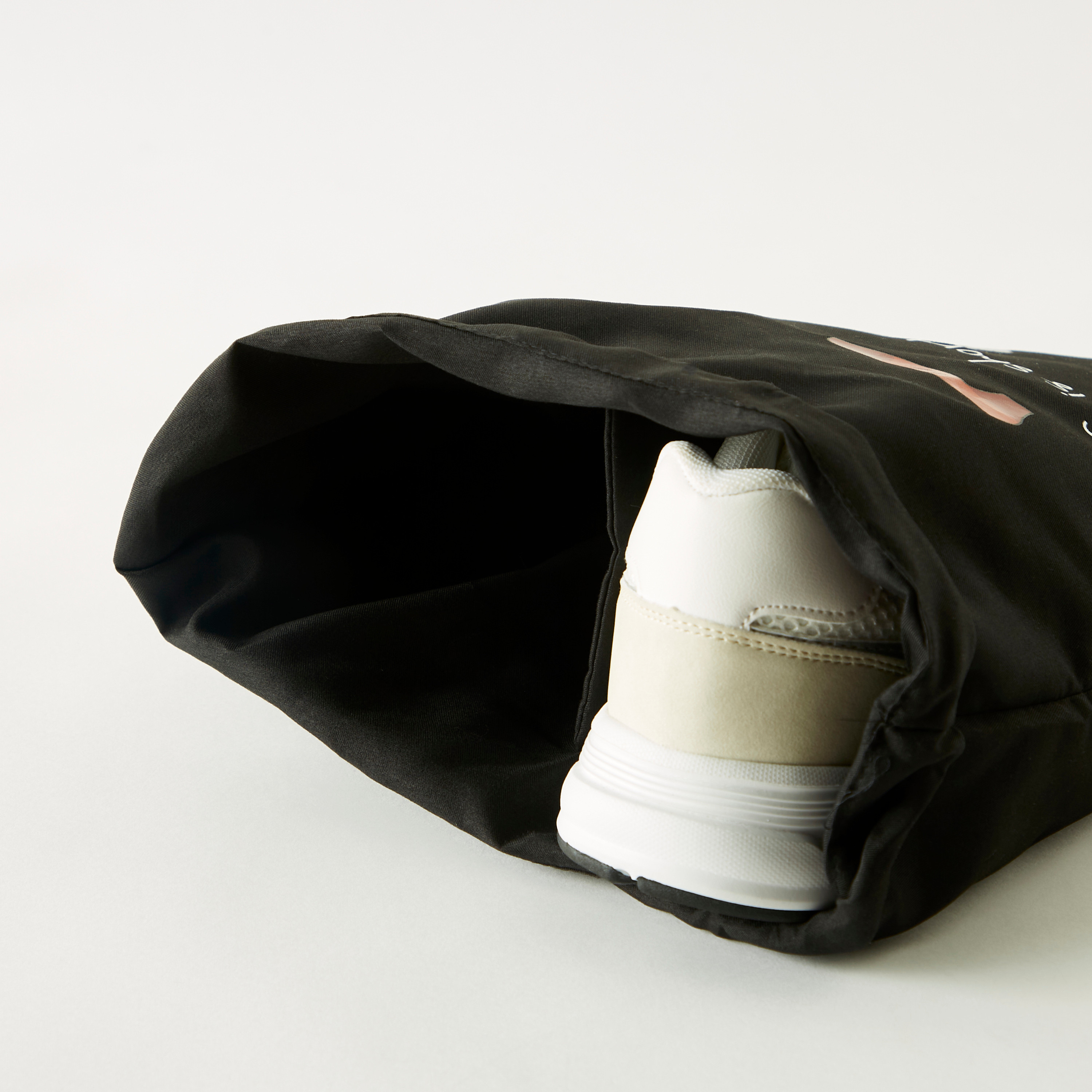 شنطة أحذية برباط إغلاق وطبعات من فايندز-travel-accessories-image-2