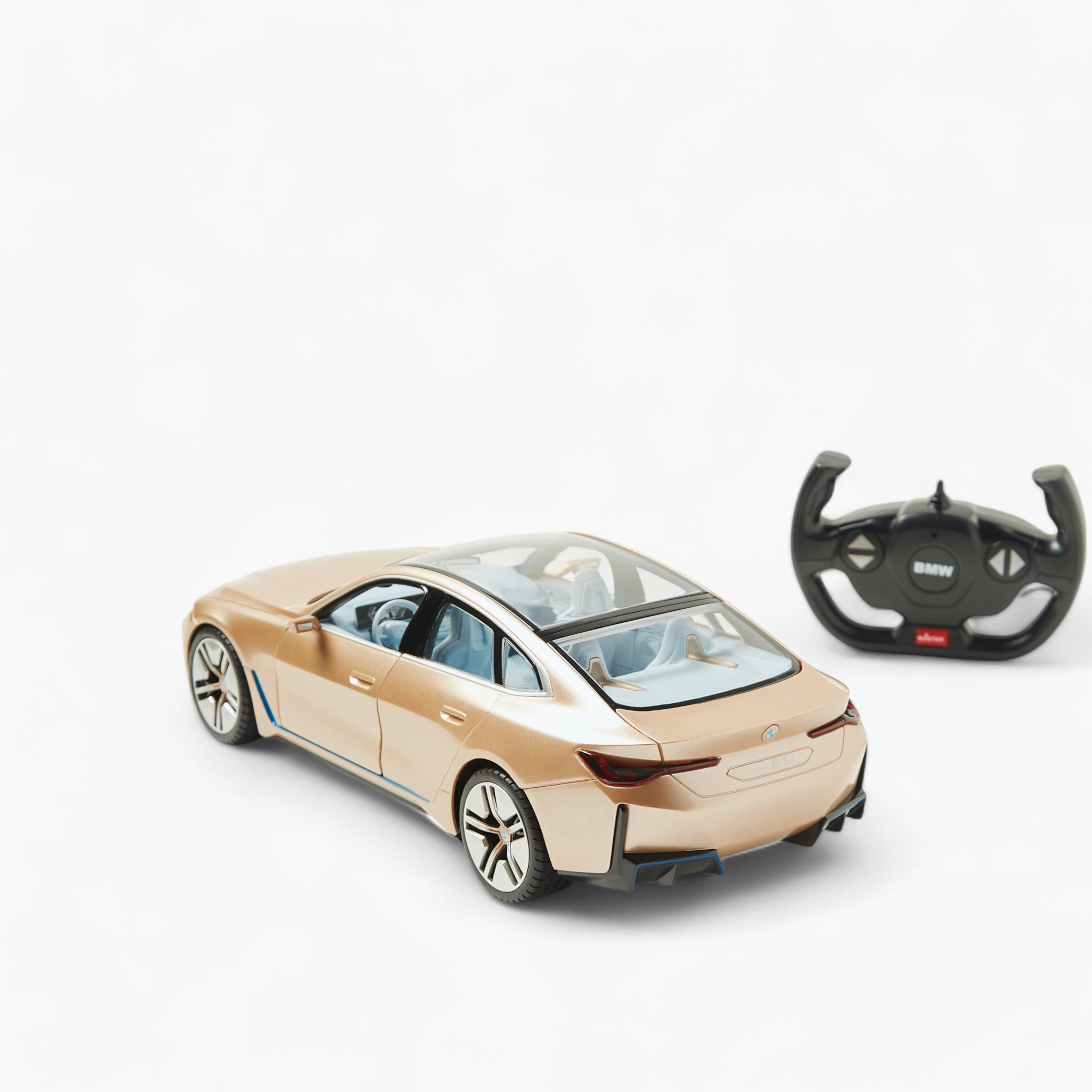 لعبة سيارة بي أم دبليو آي 4 كونسبت بجهاز تحكم عن بعد من راستار-toys-remotecontrolledvehicles-rccars-image-4