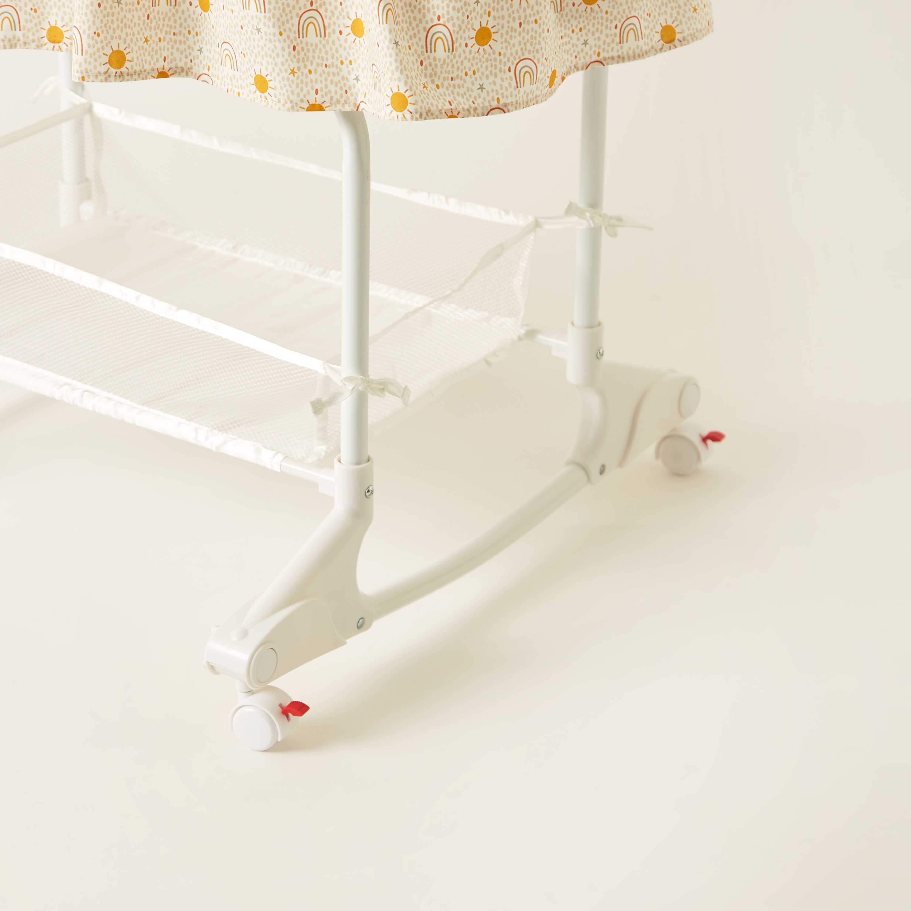 Juniors Printed Bassinet with Canopy (Up to 1 year)-baby-nursery-furniture-cribsandbeds-bassinets-image-8