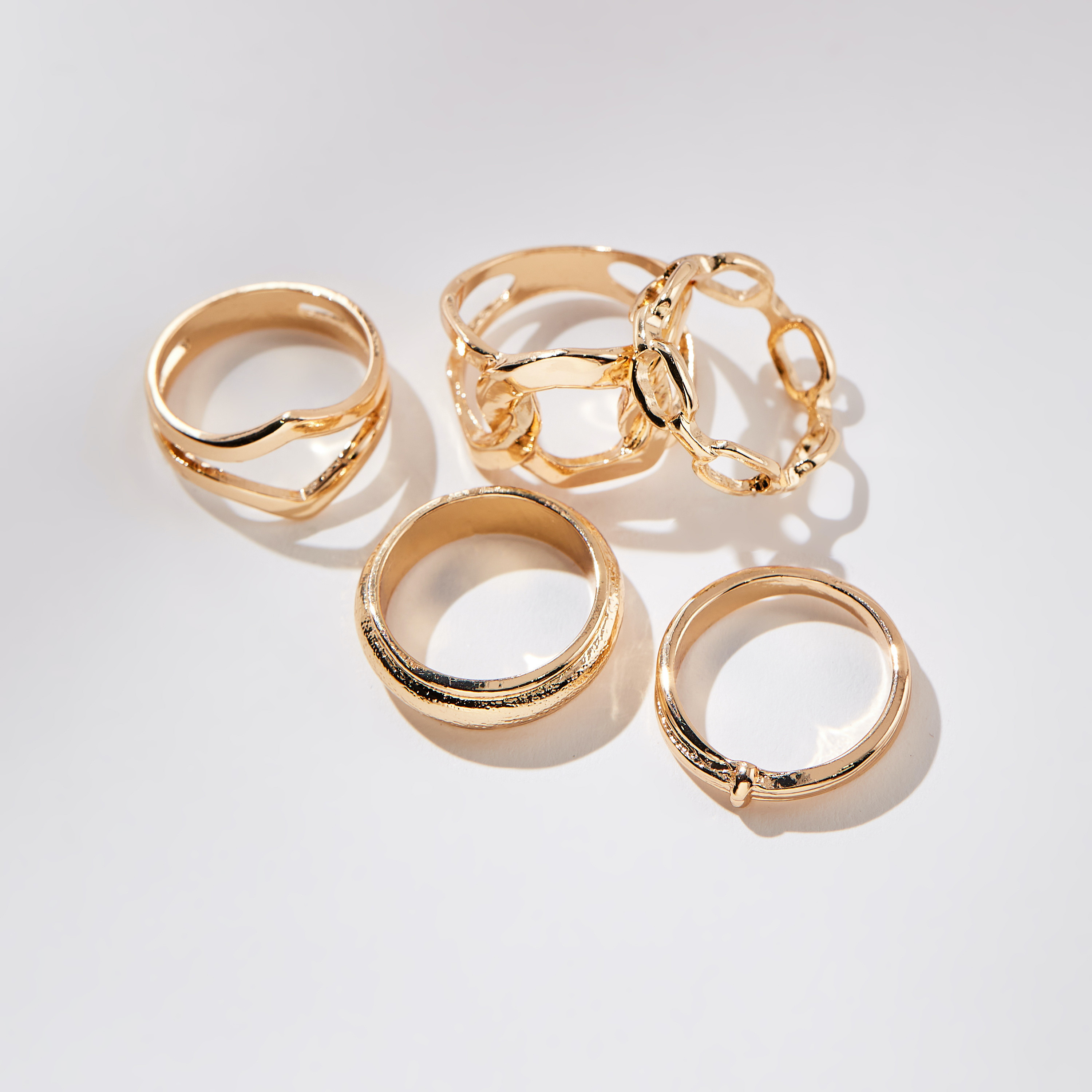 Assorted Metallic Ring - Set of 5-women-watchesandjewellery-jewellery-rings-image-3