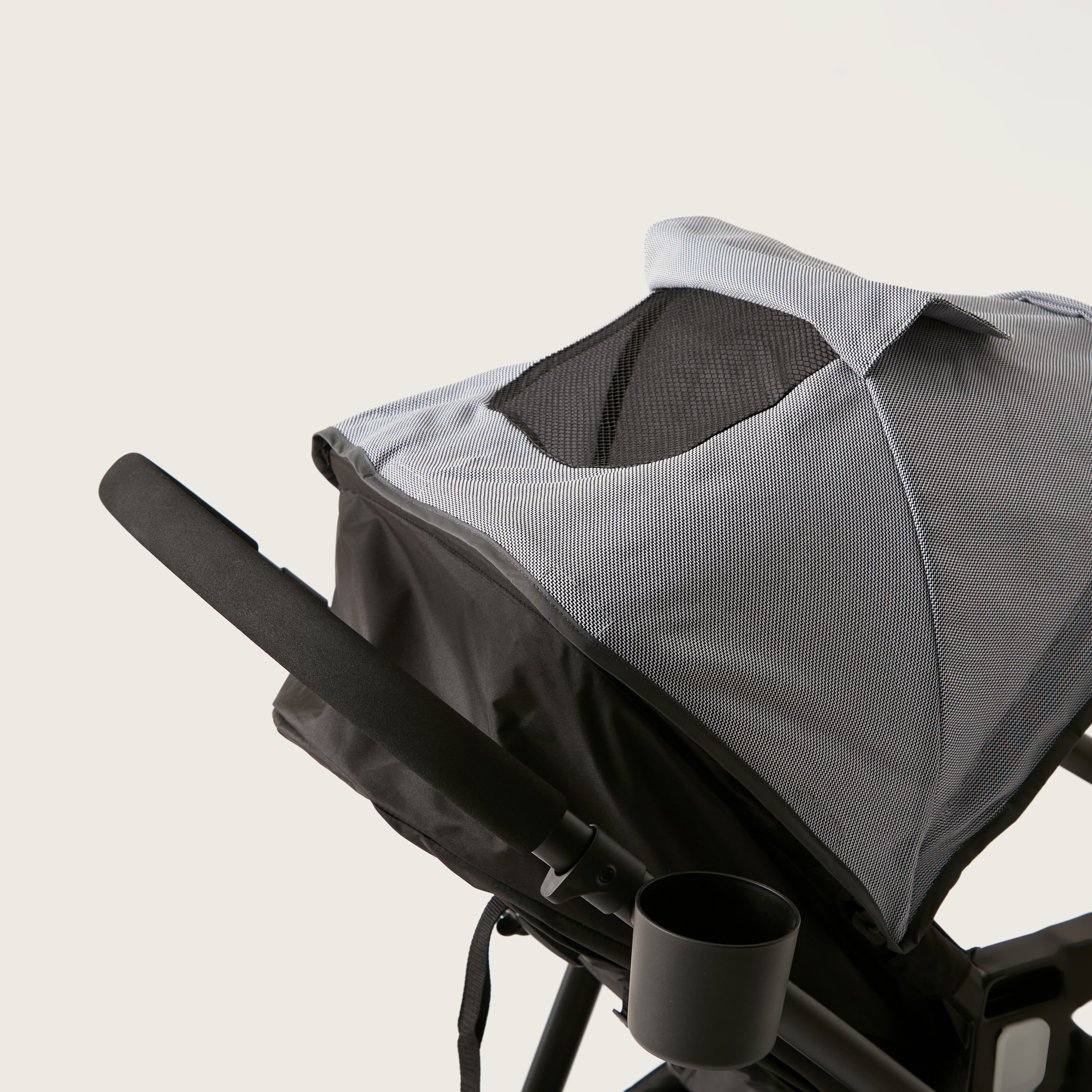 عربة أطفال من جراكو مودز باسيكس سوداء مع مقعد سيارة (حتى 3 سنوات)-baby-gear-strollersandprams-travelsystems-image-6