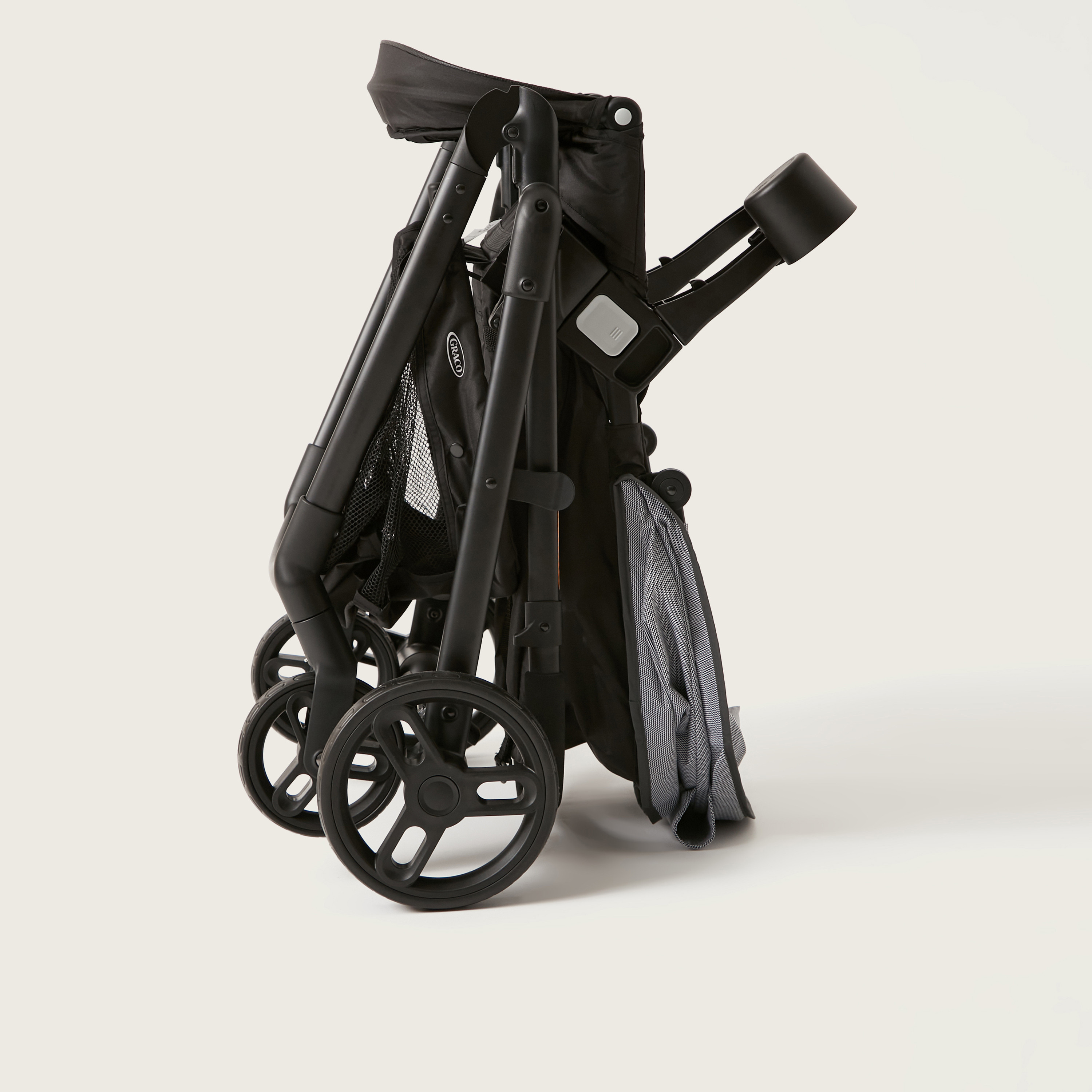 عربة أطفال من جراكو مودز باسيكس سوداء مع مقعد سيارة (حتى 3 سنوات)-baby-gear-strollersandprams-travelsystems-image-9