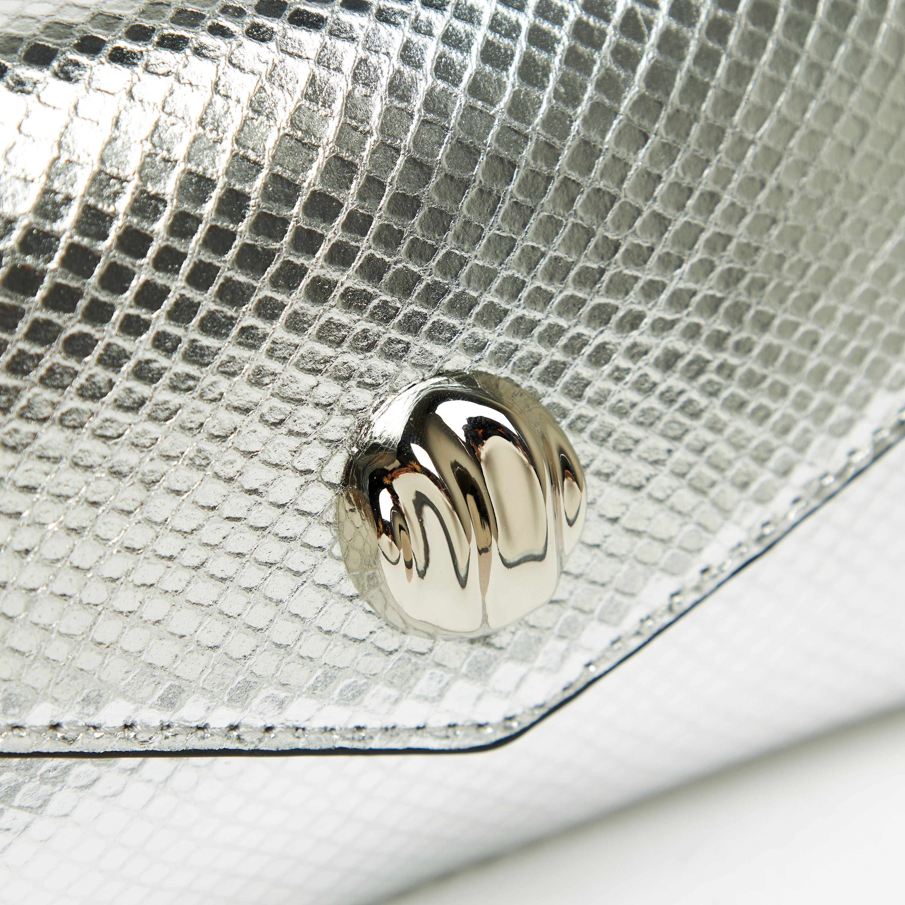 Celeste Textured Clutch with Detachable Chain Strap and Button Closure-women-bagsandwallets-wallets-image-3