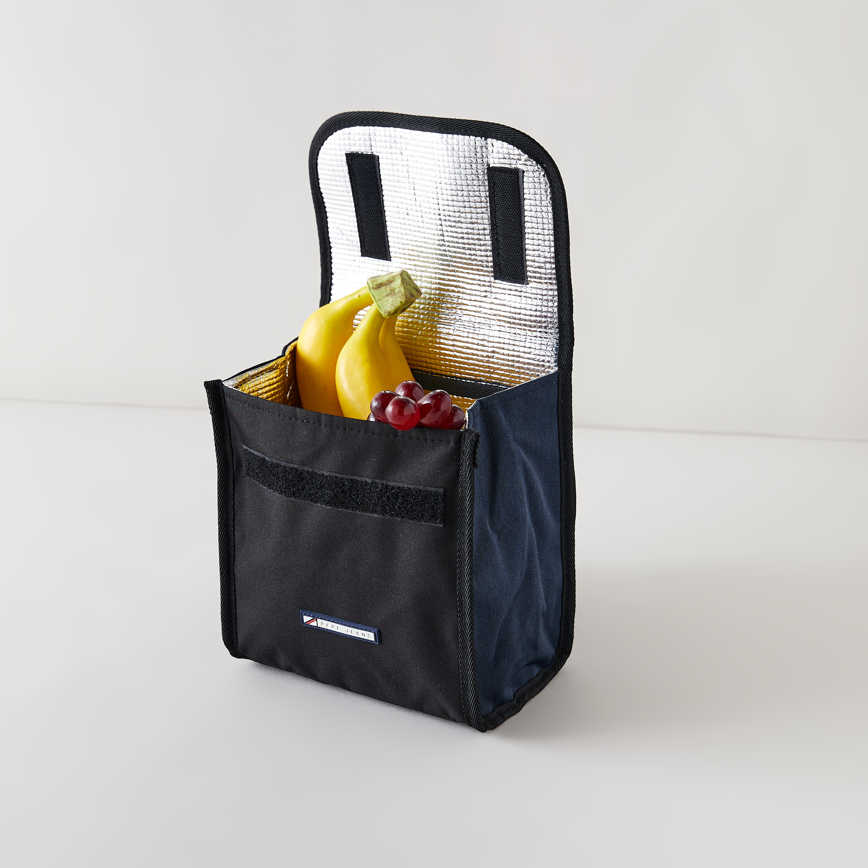 Pepe Jeans Printed Lunch Bag with Hook and Loop Closure and Handle-school-lunchessentials-lunchbags-image-2