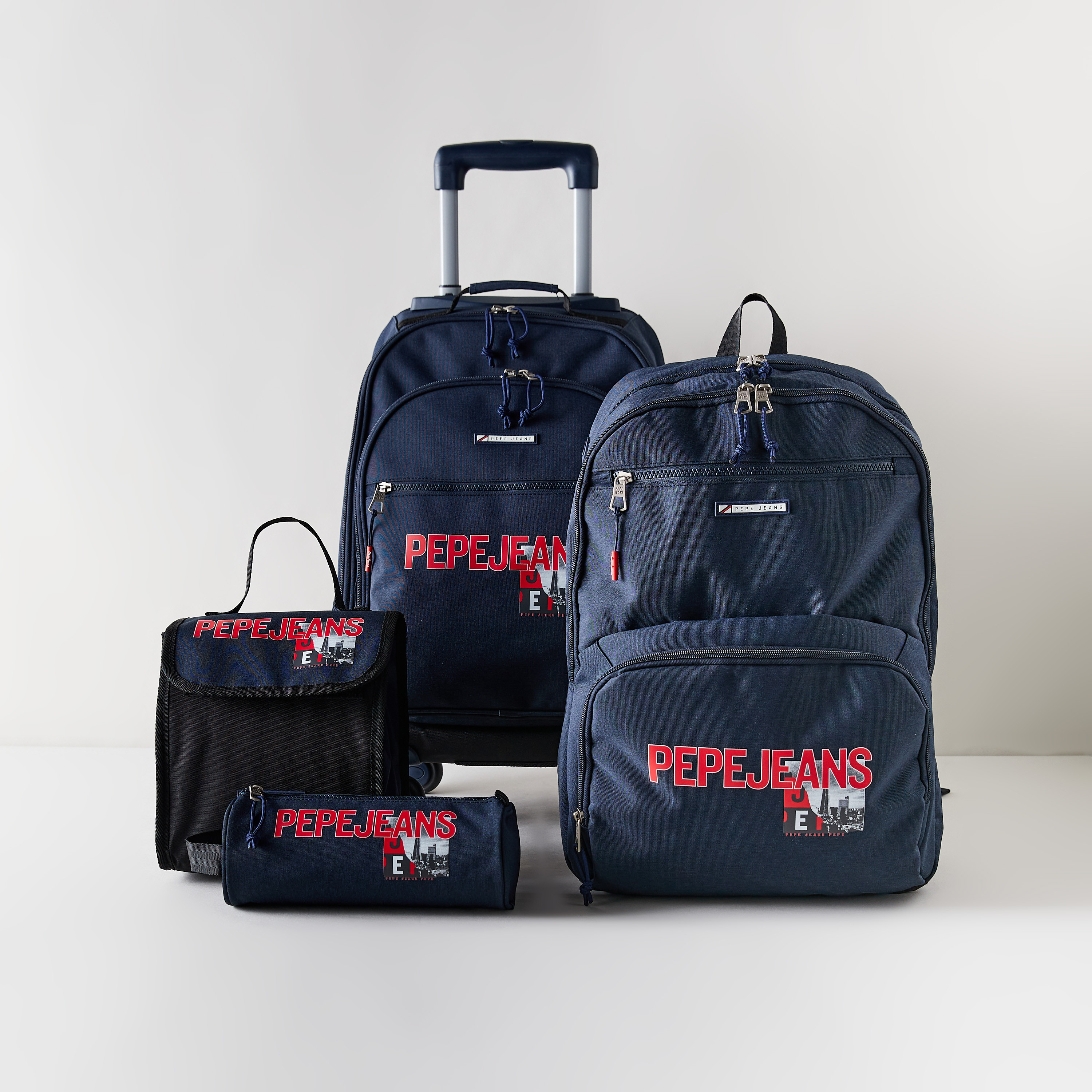Pepe Jeans Printed Lunch Bag with Hook and Loop Closure and Handle-school-lunchessentials-lunchbags-image-7