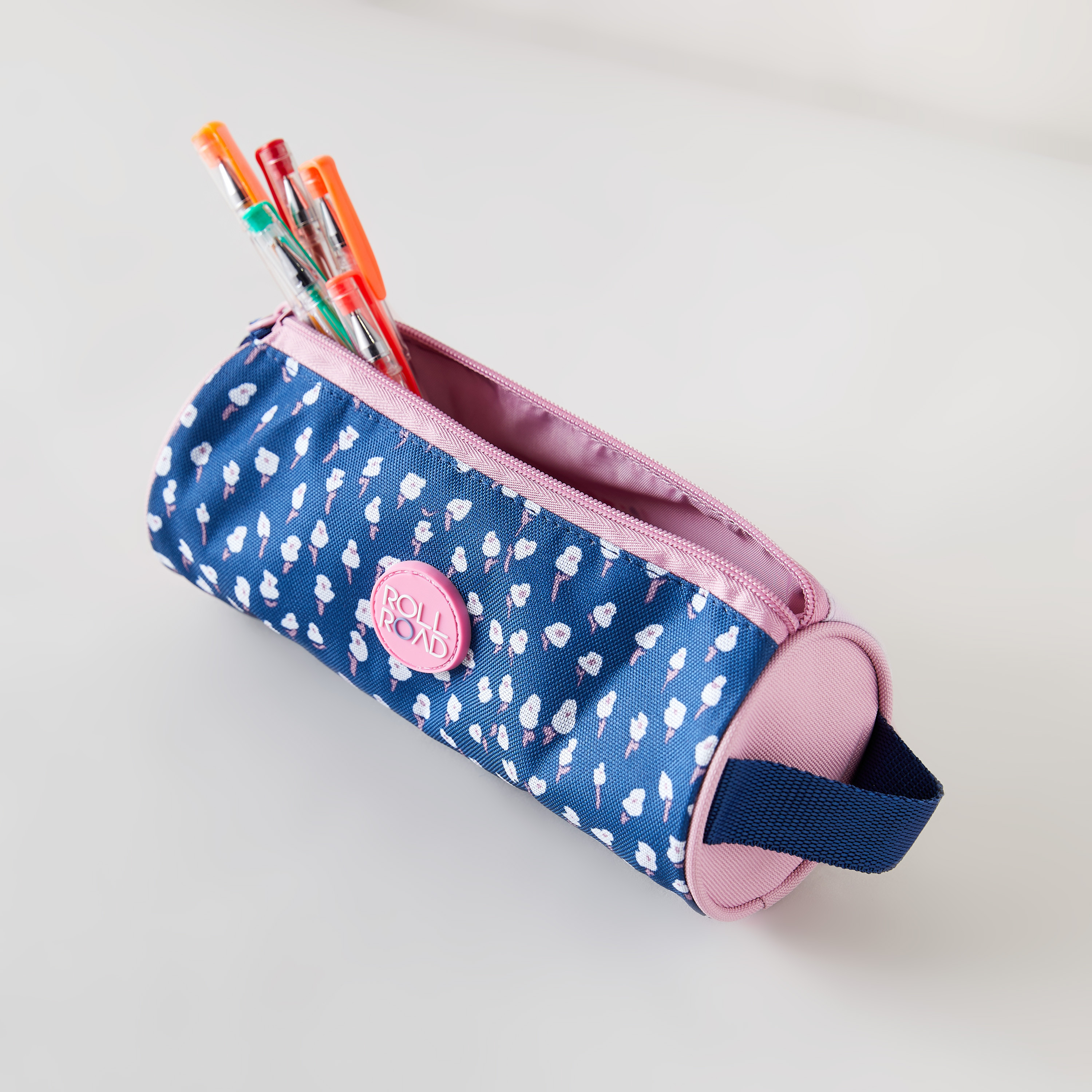 مقلمة منقوشة بسحاب إغلاق ومقبض من رول رود-school-stationery-pencilcases-image-2