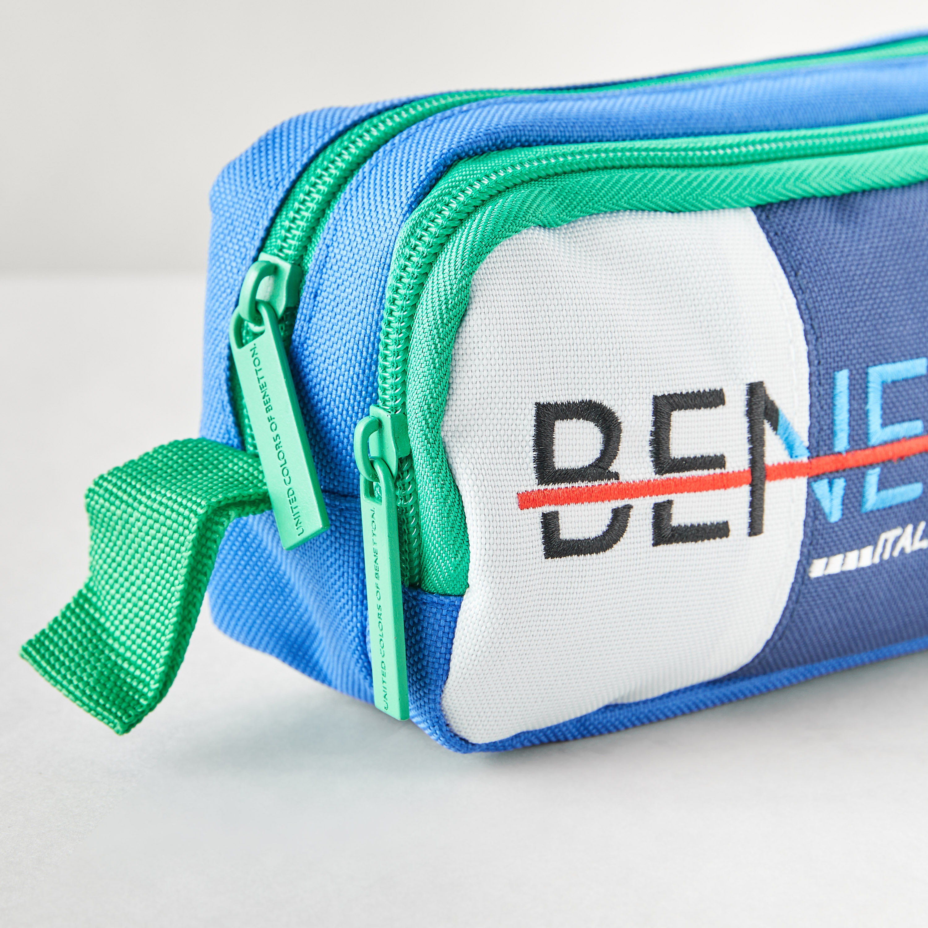 مقلمة بسحاب إغلاق من يونايتد كولورز أوف بينيتون-school-stationery-pencilcases-image-5