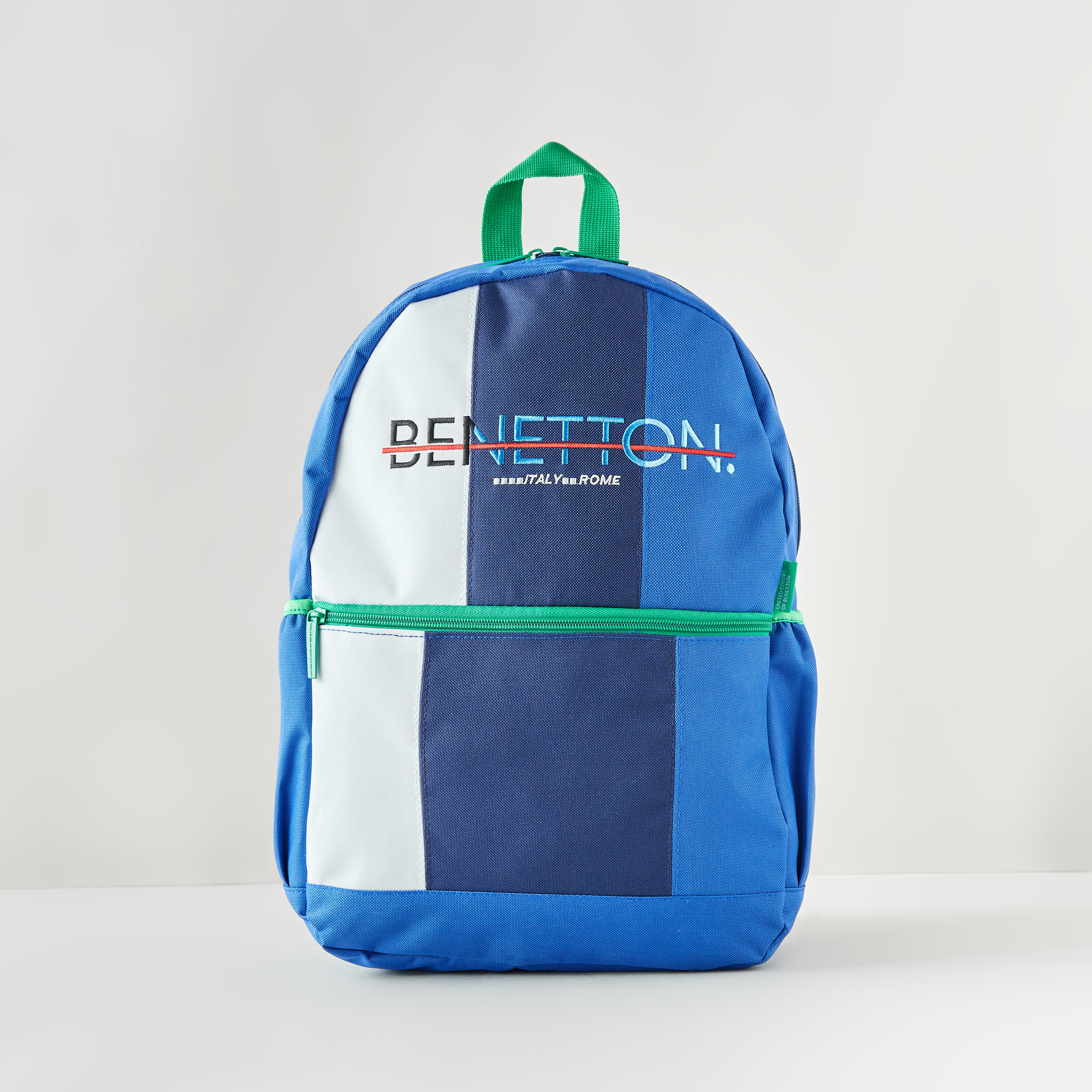 Buy United Colors of Benetton Gym Bag Polyester 48 cms Black/Orange Gym  Shoulder Bag (0IP6AMGBBO02I) at Amazon.in