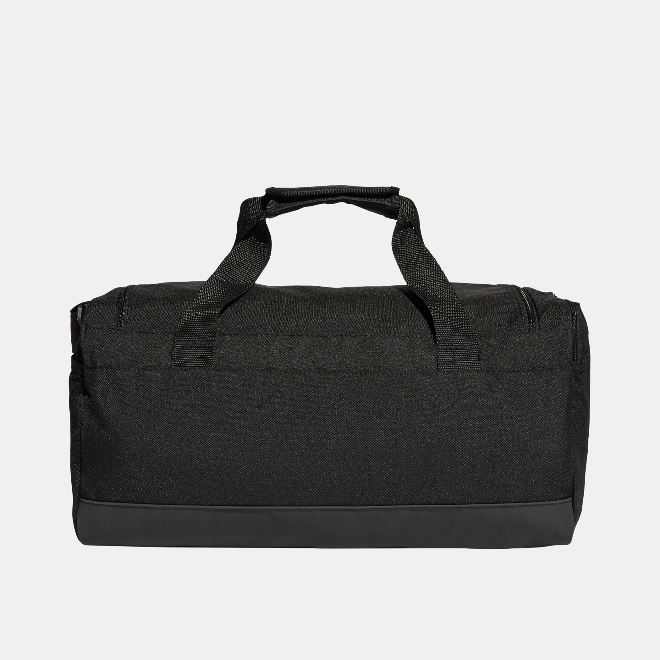 شنطة دافل بتفاصيل شعار وحزام كتف مبطّن من أديداس-travel-luggagesandbags-dufflebags-image-3