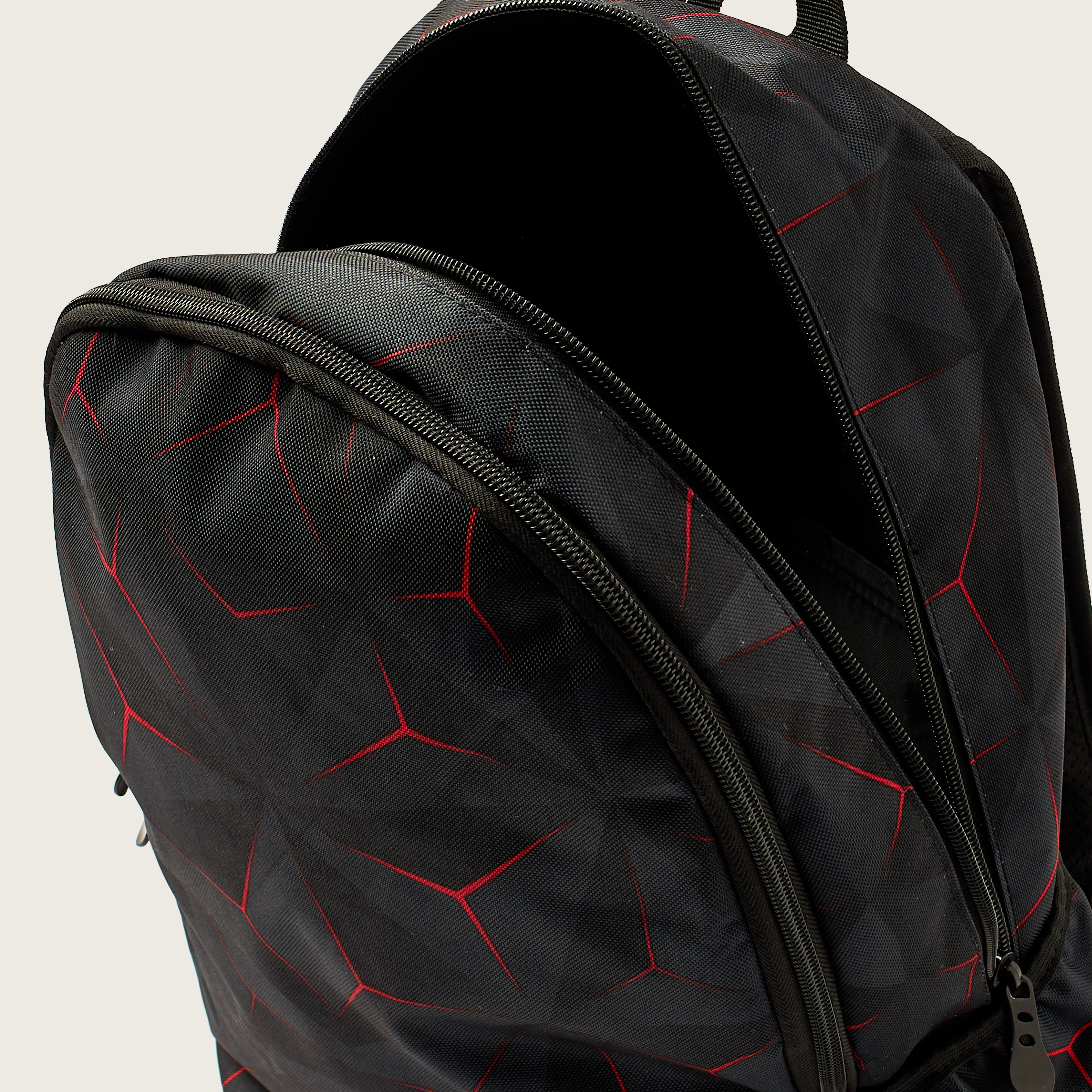 Juniors Abstract Print 18-inch Backpack with Zip Closure-school-bagsandbackpacks-backpacks-image-5