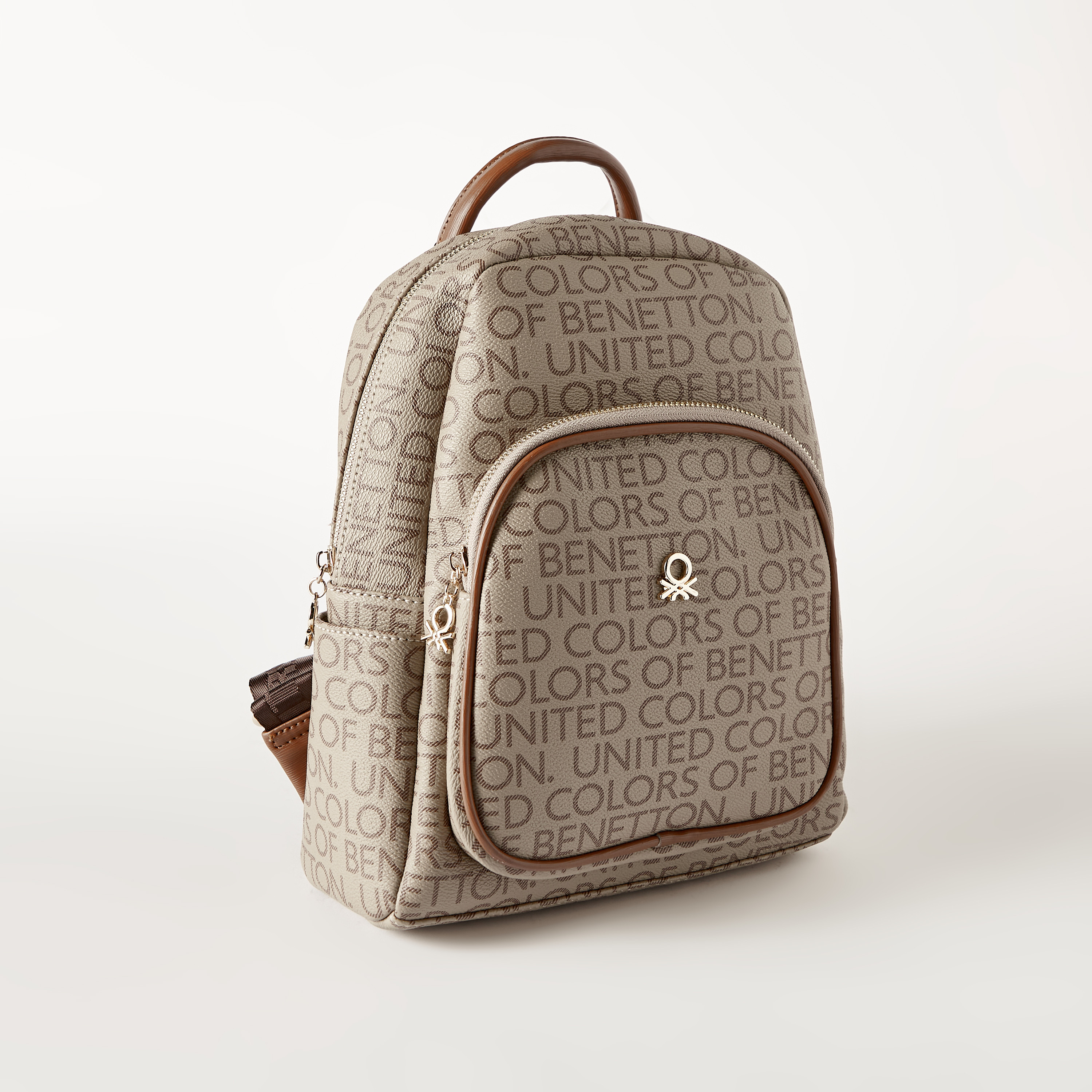 شنطة ظهر بإغلاق بسحاب من يونايتد كولورز أوف بينيتون - 24x12x30 سم-women-bagsandwallets-backpacks-image-2
