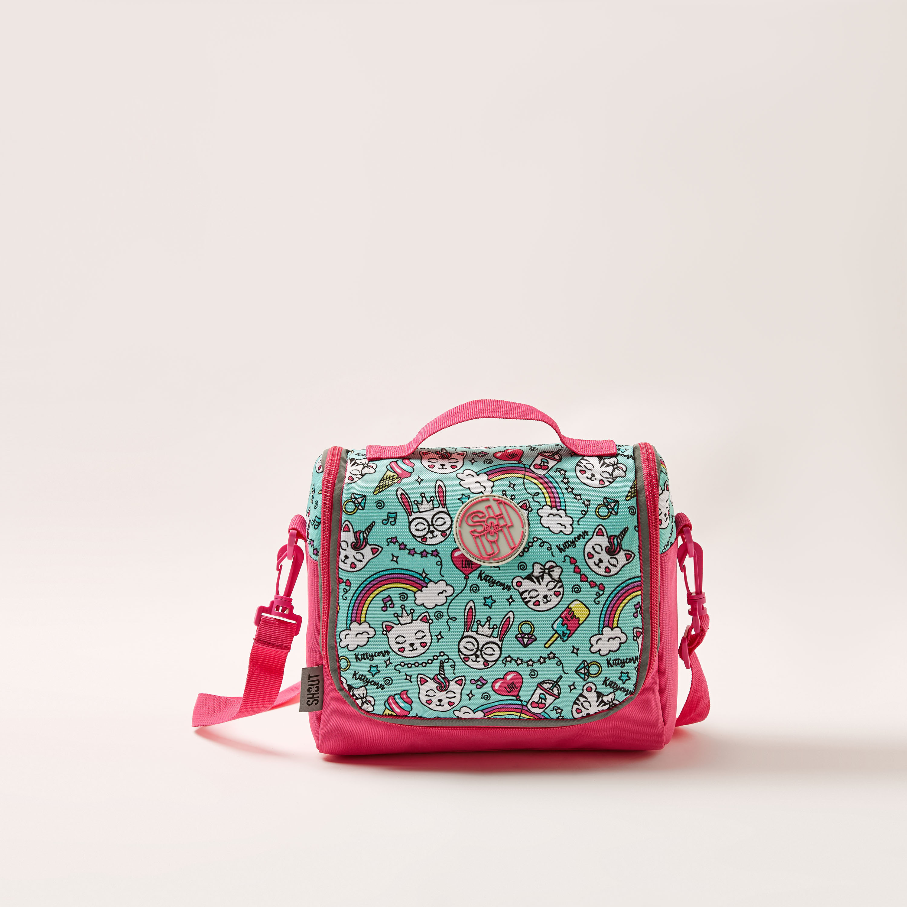 شنطة غداء بحزام قابل للفصل وسحاب إغلاق وطبعات من شاوت-school-lunchessentials-lunchbags-image-1
