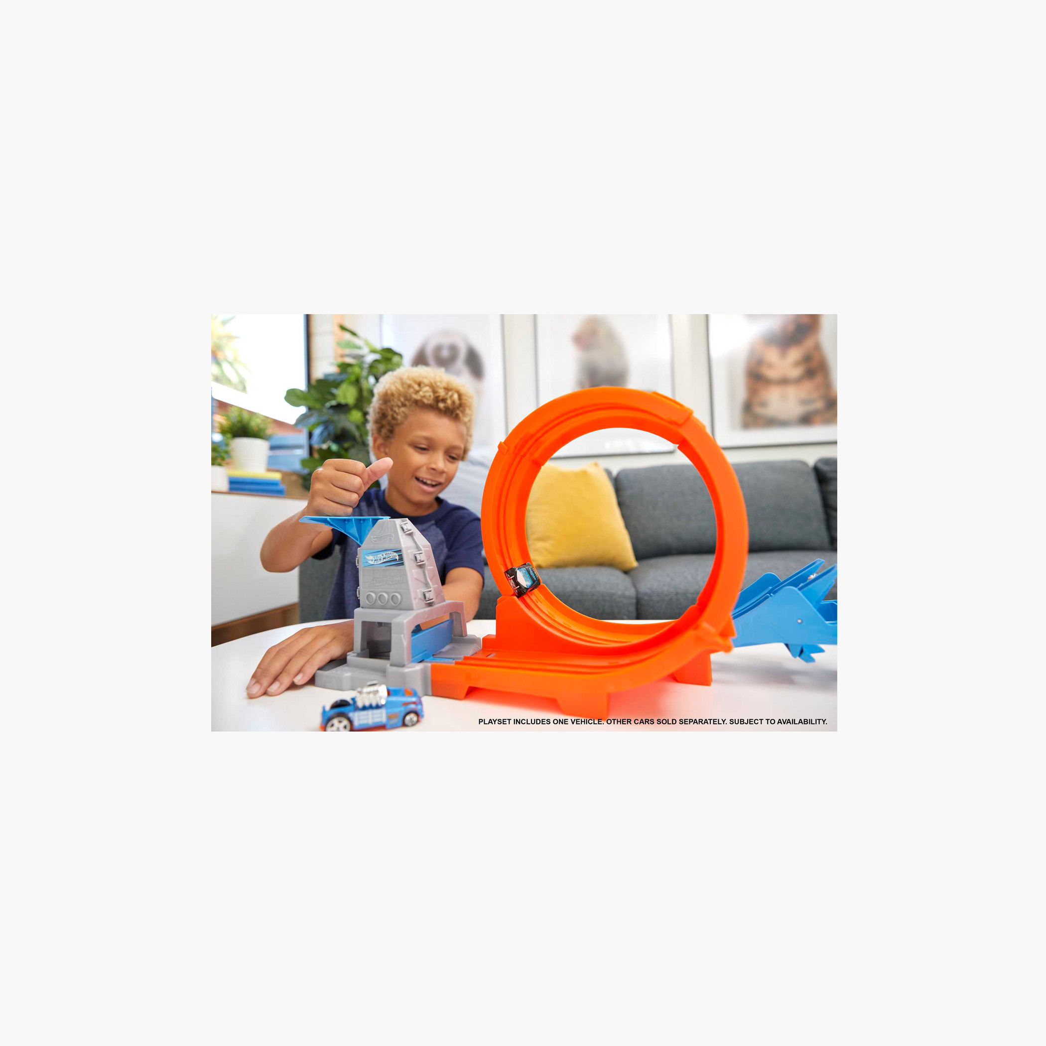 Hot Wheels Loop Stunt Champion Track Set with Dual-Track Loop, Spring Ramp & 1 Hot Wheels Car-toys-playvehicles-vehicleplaysets-image-2