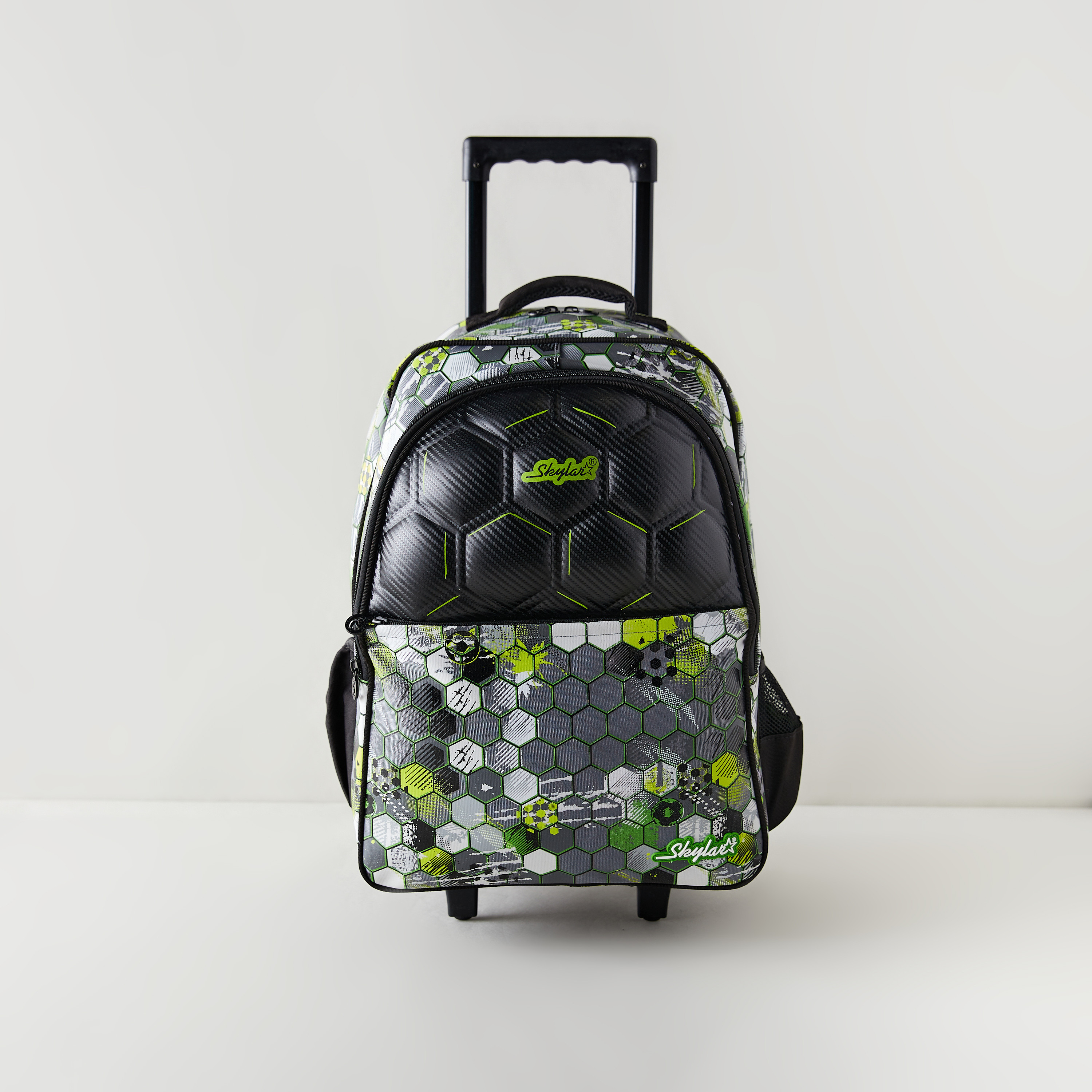 شنطة ظهر ترولي بسحاب إغلاق وطبعات كرة قدم من سكايلر - 31x18x43 سم-school-bagsandbackpacks-trolleybags-image-1