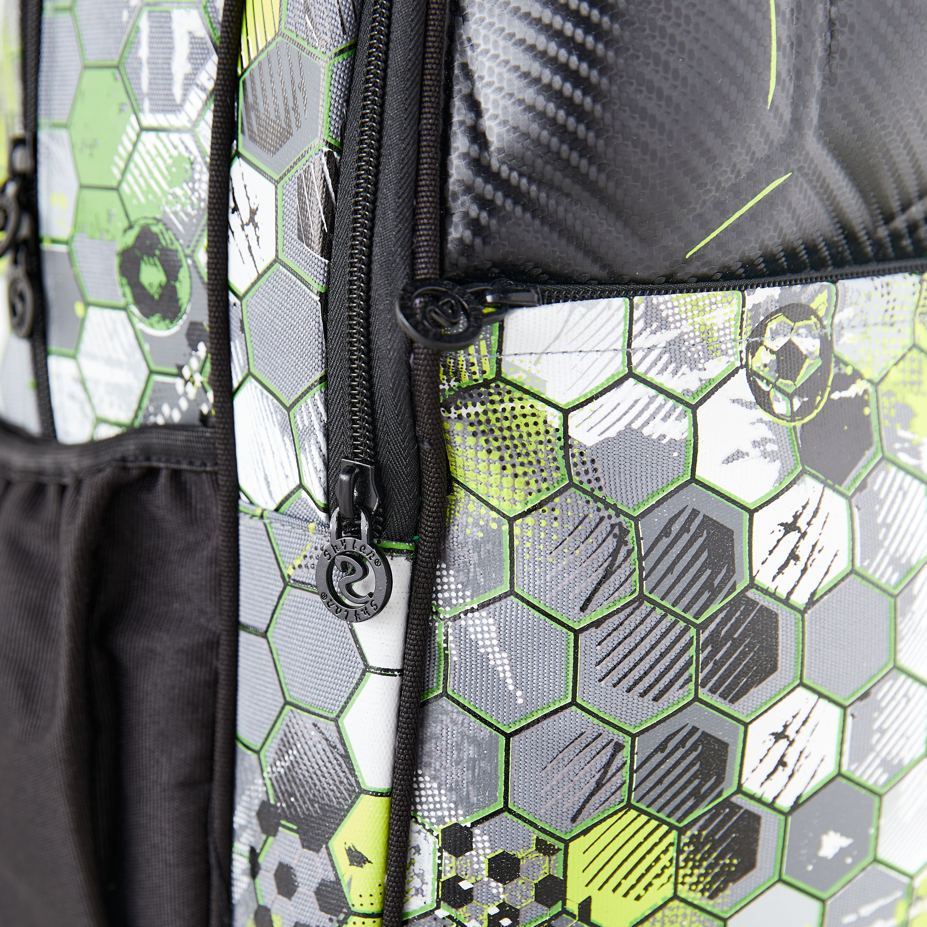 شنطة ظهر ترولي بسحاب إغلاق وطبعات كرة قدم من سكايلر - 31x18x43 سم-school-bagsandbackpacks-trolleybags-image-5