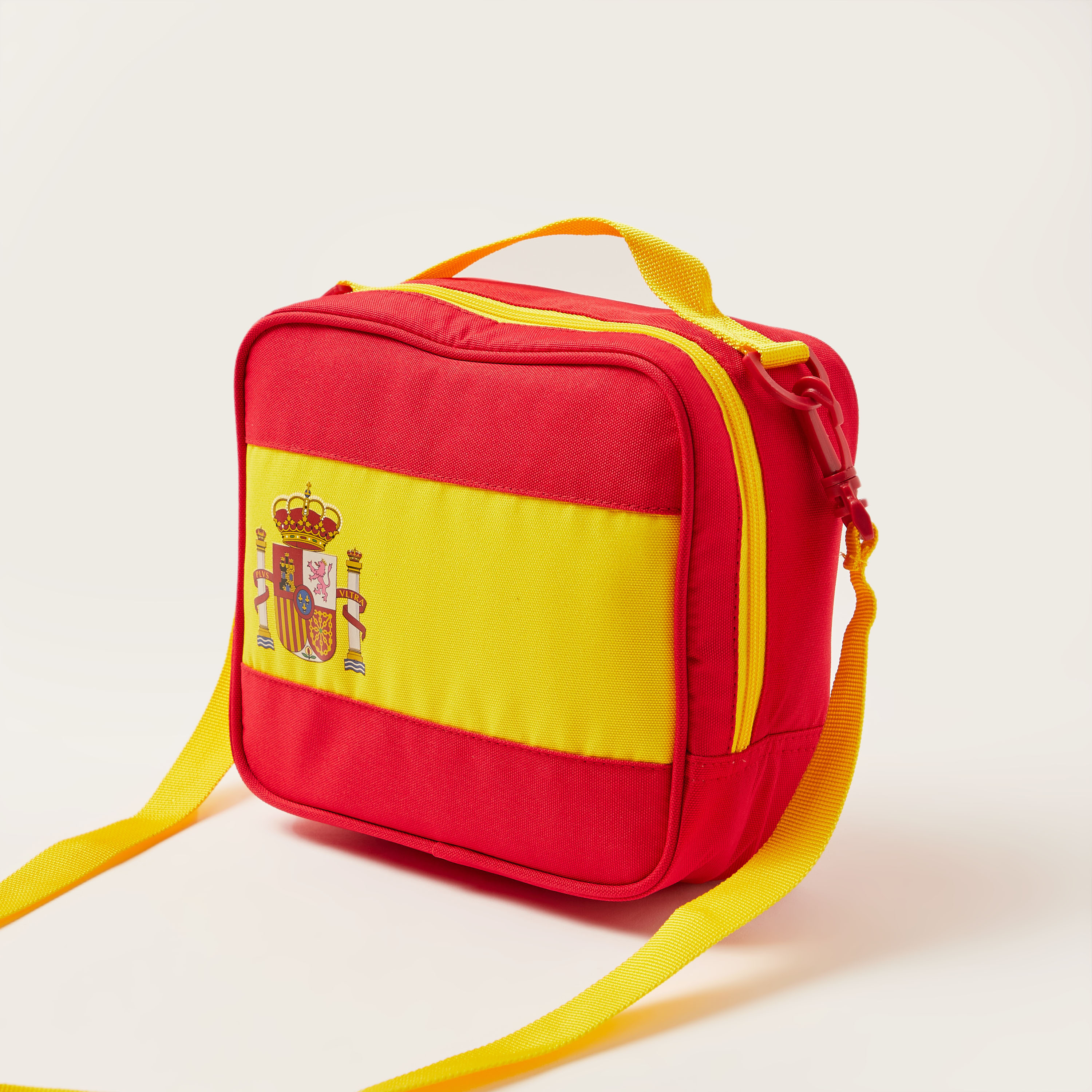 FIFA Printed Lunch Bag with Strap and Zip Closure-school-lunchessentials-lunchbags-image-4