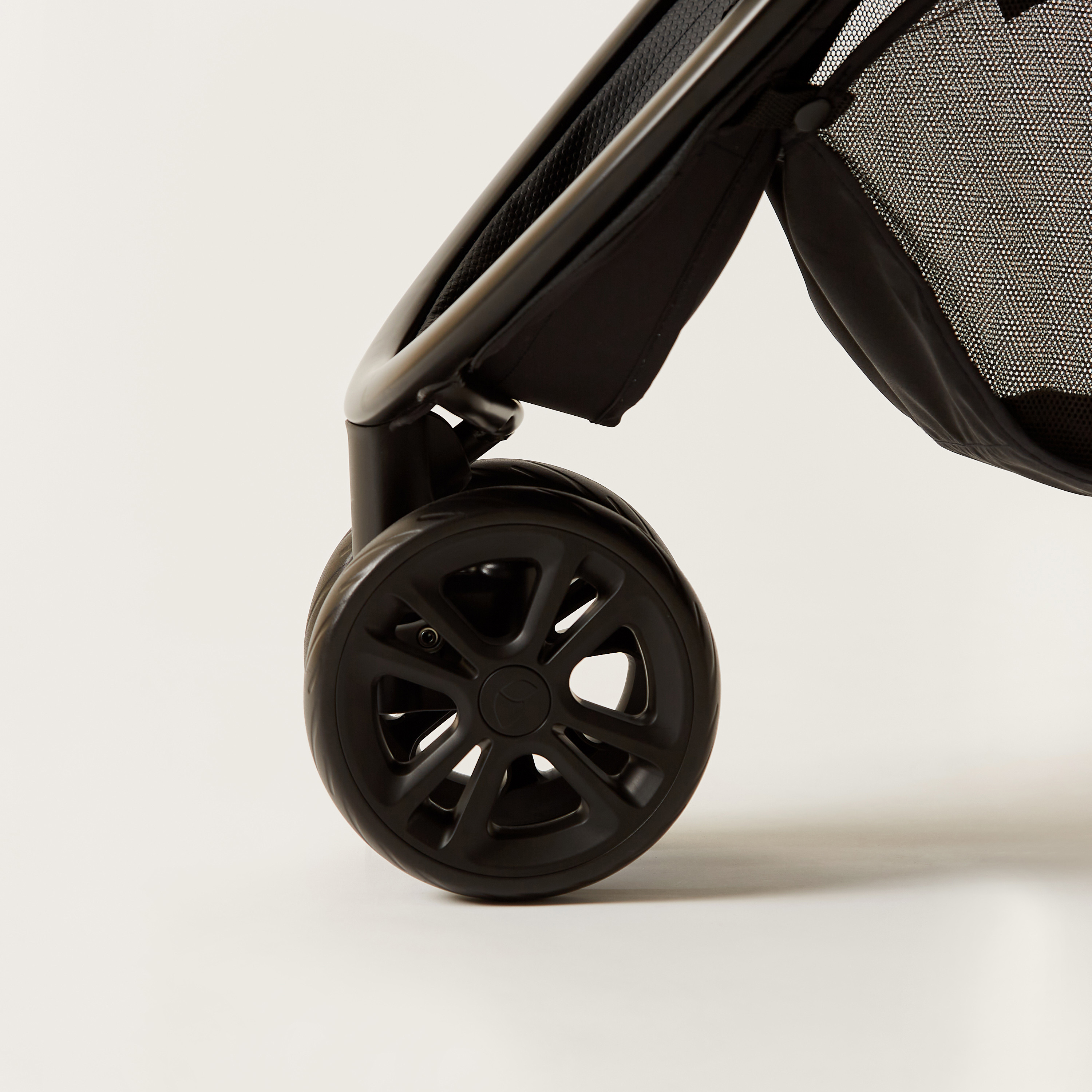 Joie Litetrax 3 Black Travel System with Recliner and Adjustable Seat (Upto 3 years)-baby-gear-strollersandprams-travelsystems-image-4