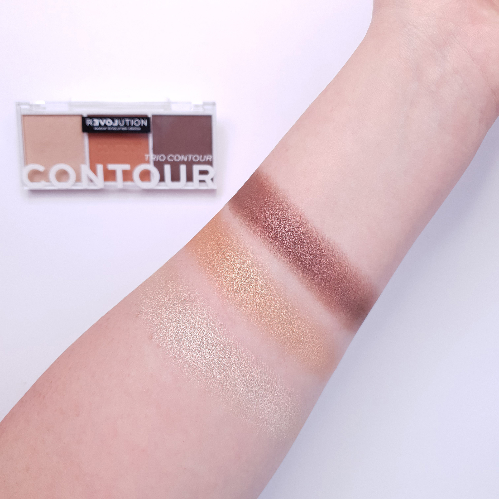 Revolution Relove Trio Contour Palette-beautyandpersonalcare-makeup-face-contour-image-17
