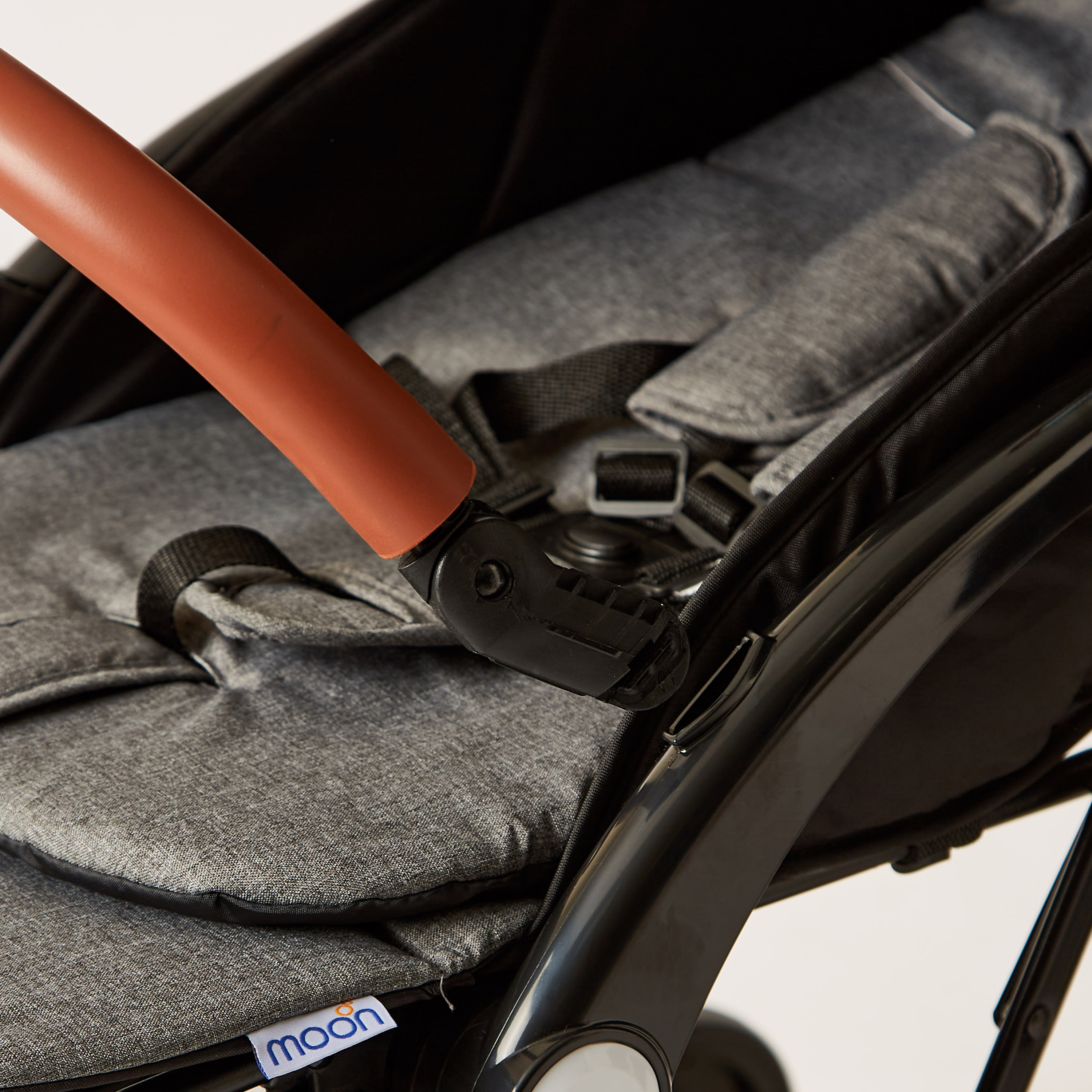 Moon Ritzi Cabin Stroller with Canopy-baby-gear-strollersandprams-strollers-image-12
