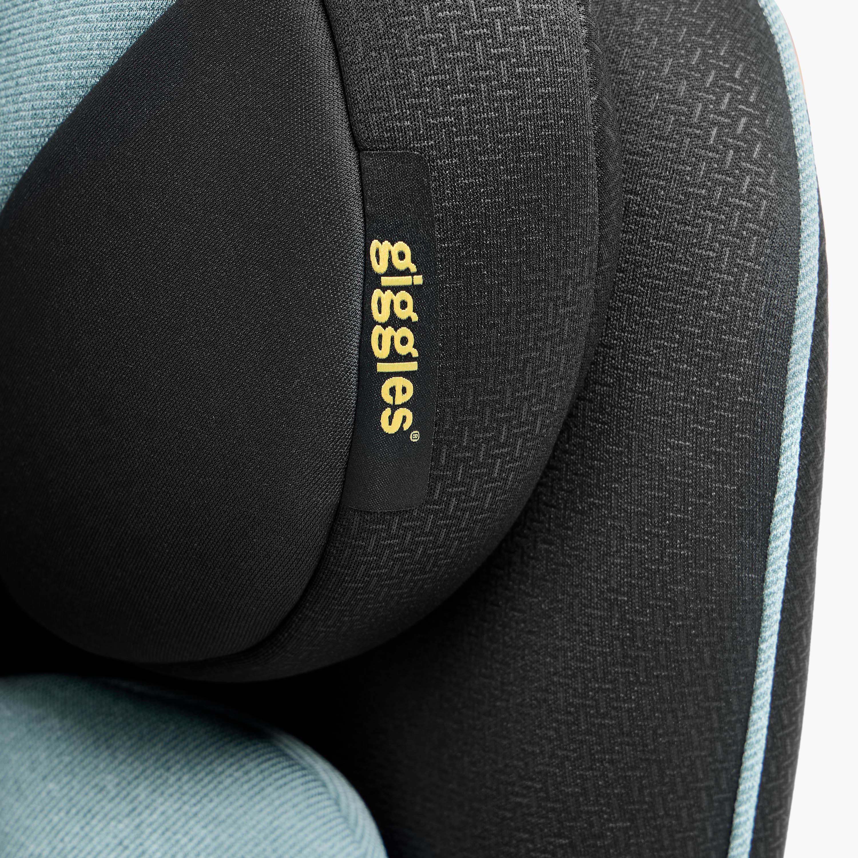 Giggles Globefix Convertible Car Seat with Side Impact Protection and ISOFIX System-baby-gear-carseats-image-15