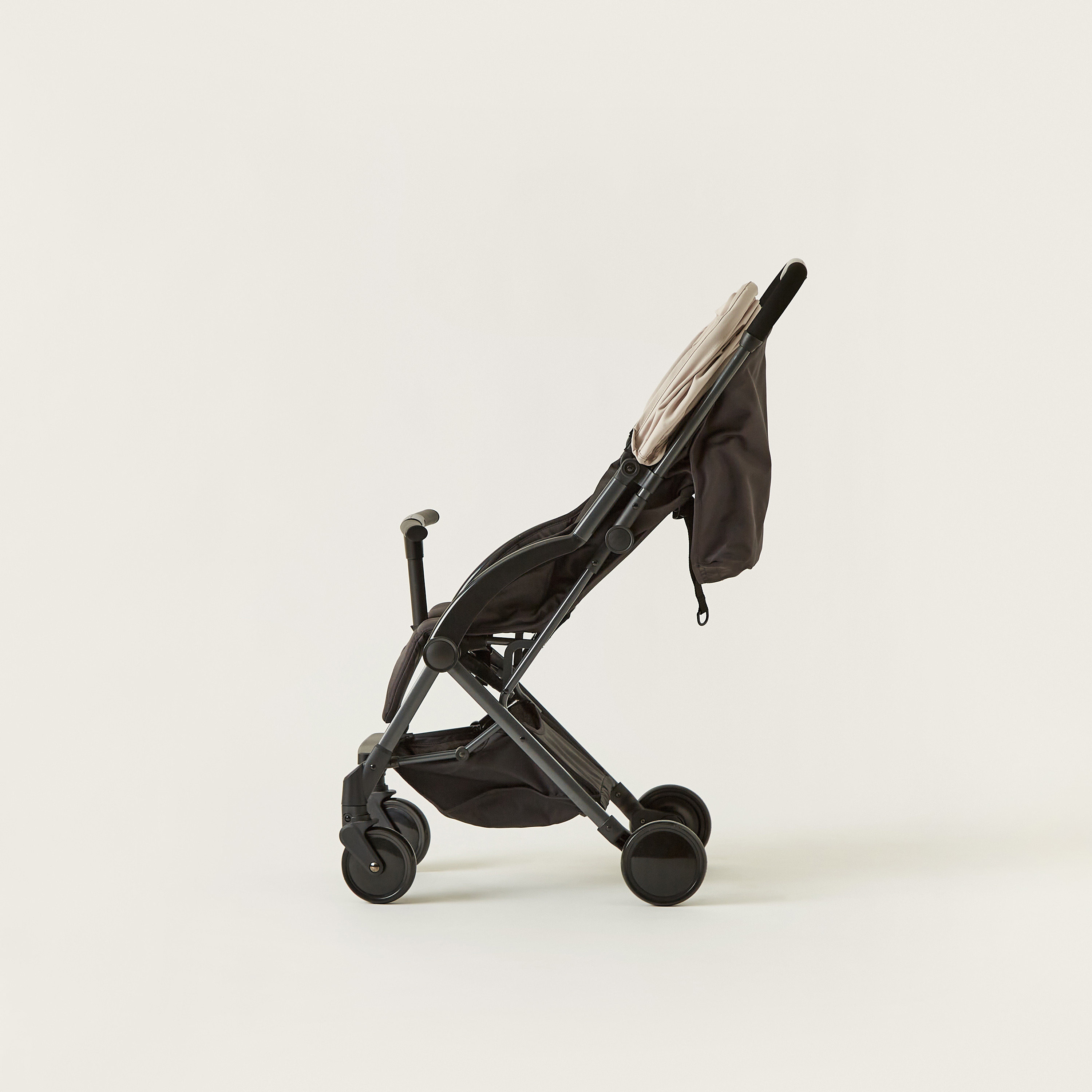 Giggles Porter Beige 3-Fold Baby Stroller with Swivel Wheels and Canopy (Upto 3 years)-baby-gear-strollersandprams-strollers-image-14